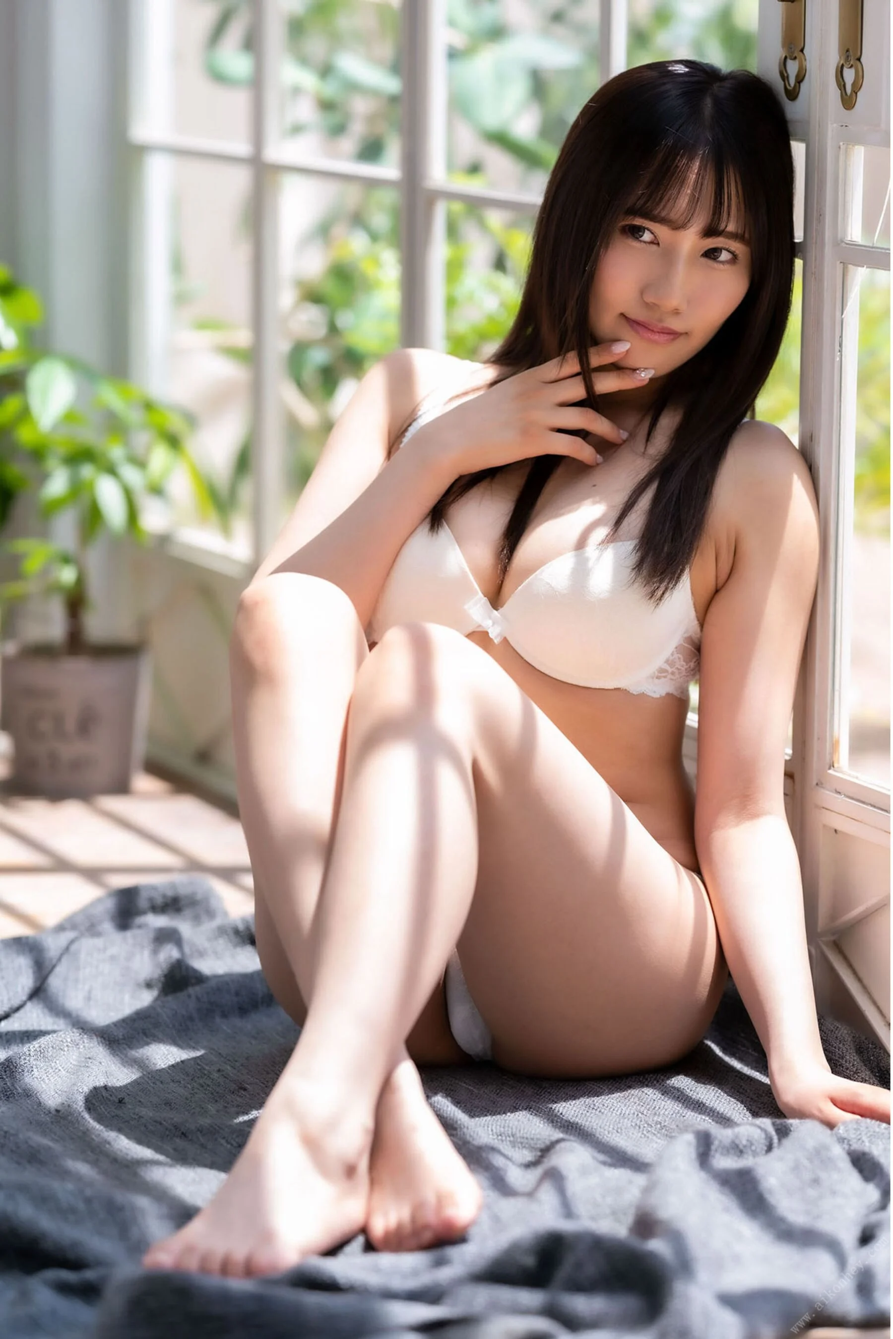斋藤亚美里 - Photo 30
