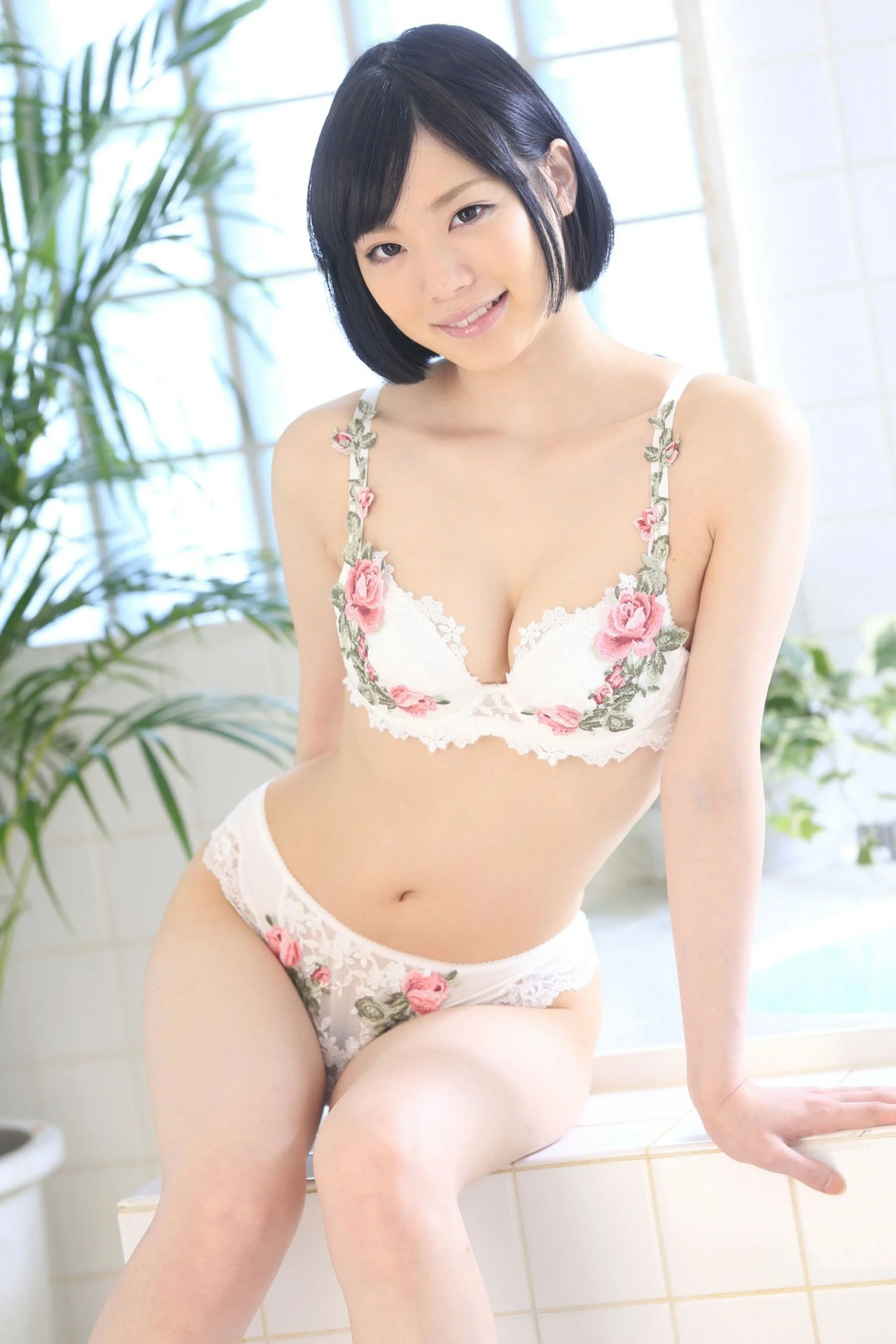 铃村爱里 - Photo 12