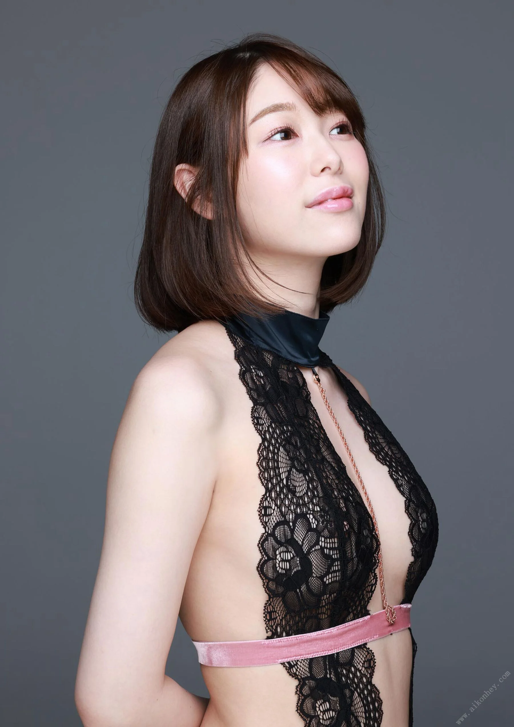 8woman SIDE：B - Photo 36