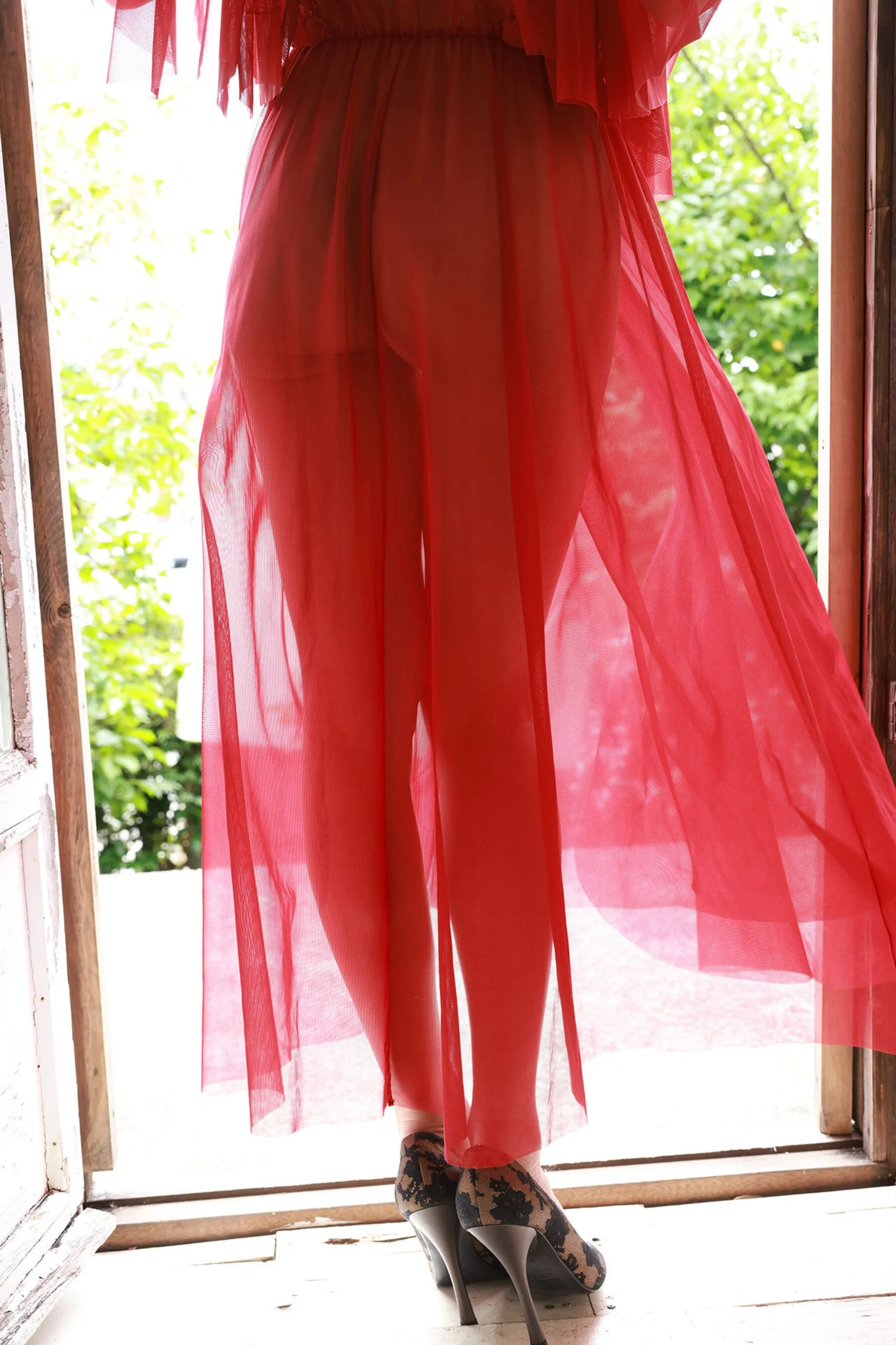 8woman rouge - Photo 22