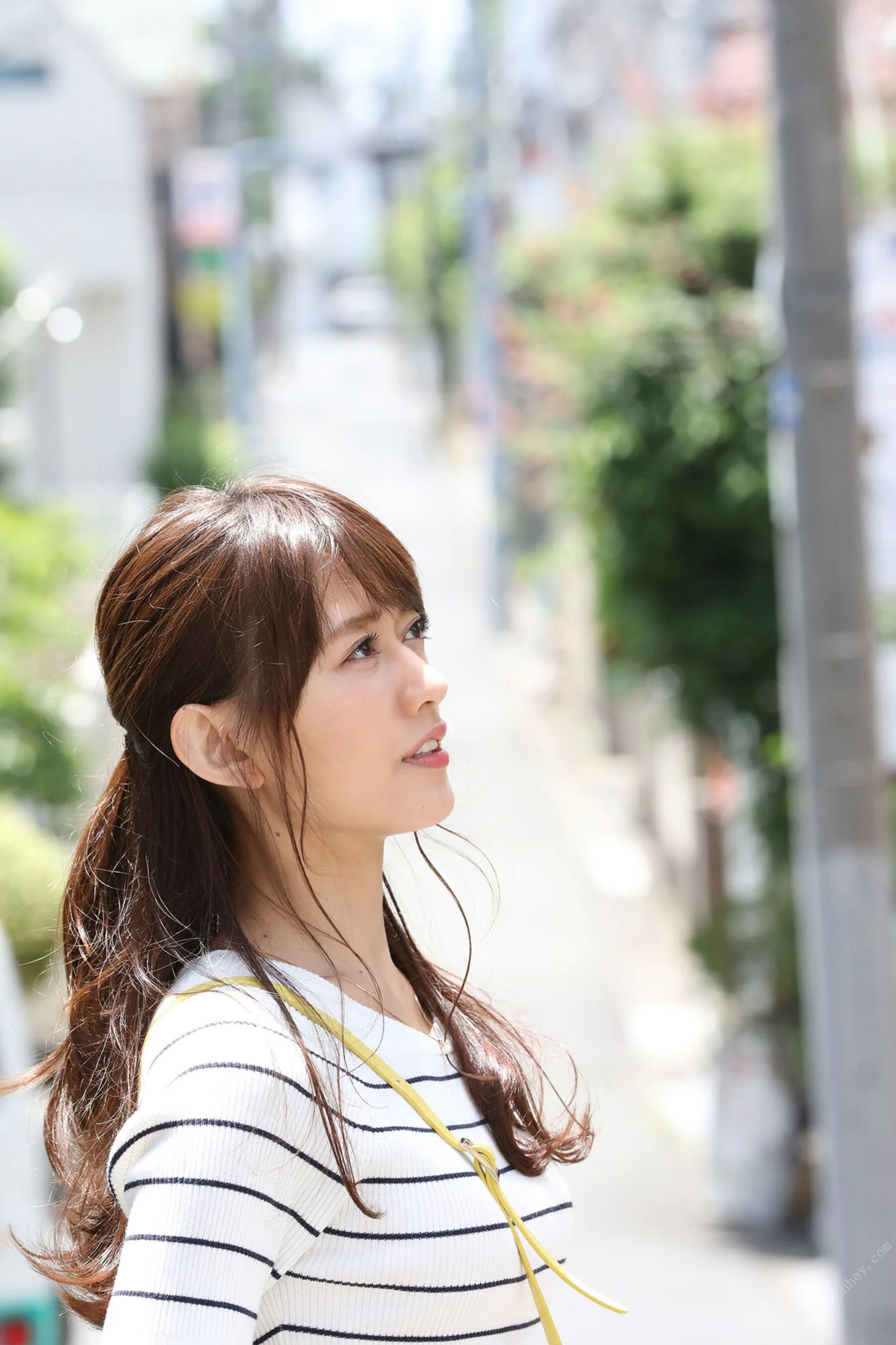 希岛爱理《おかえりなさい未熟妻》 - Photo 8