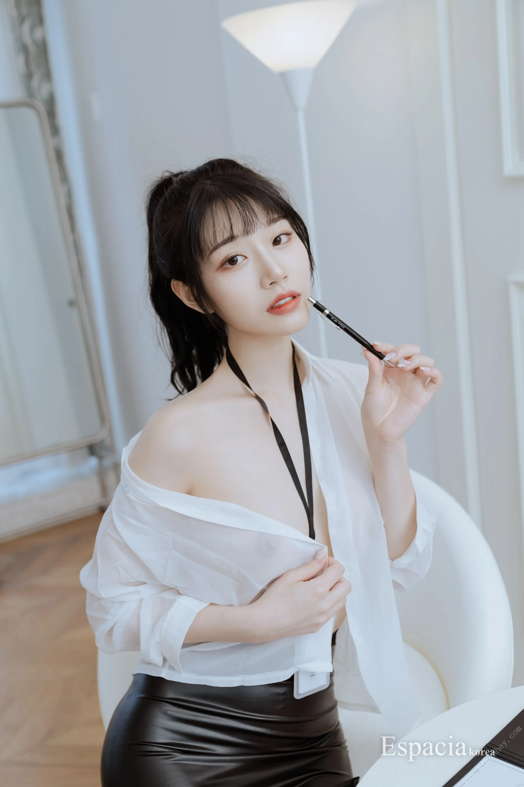 河北彩花 - Photo 2