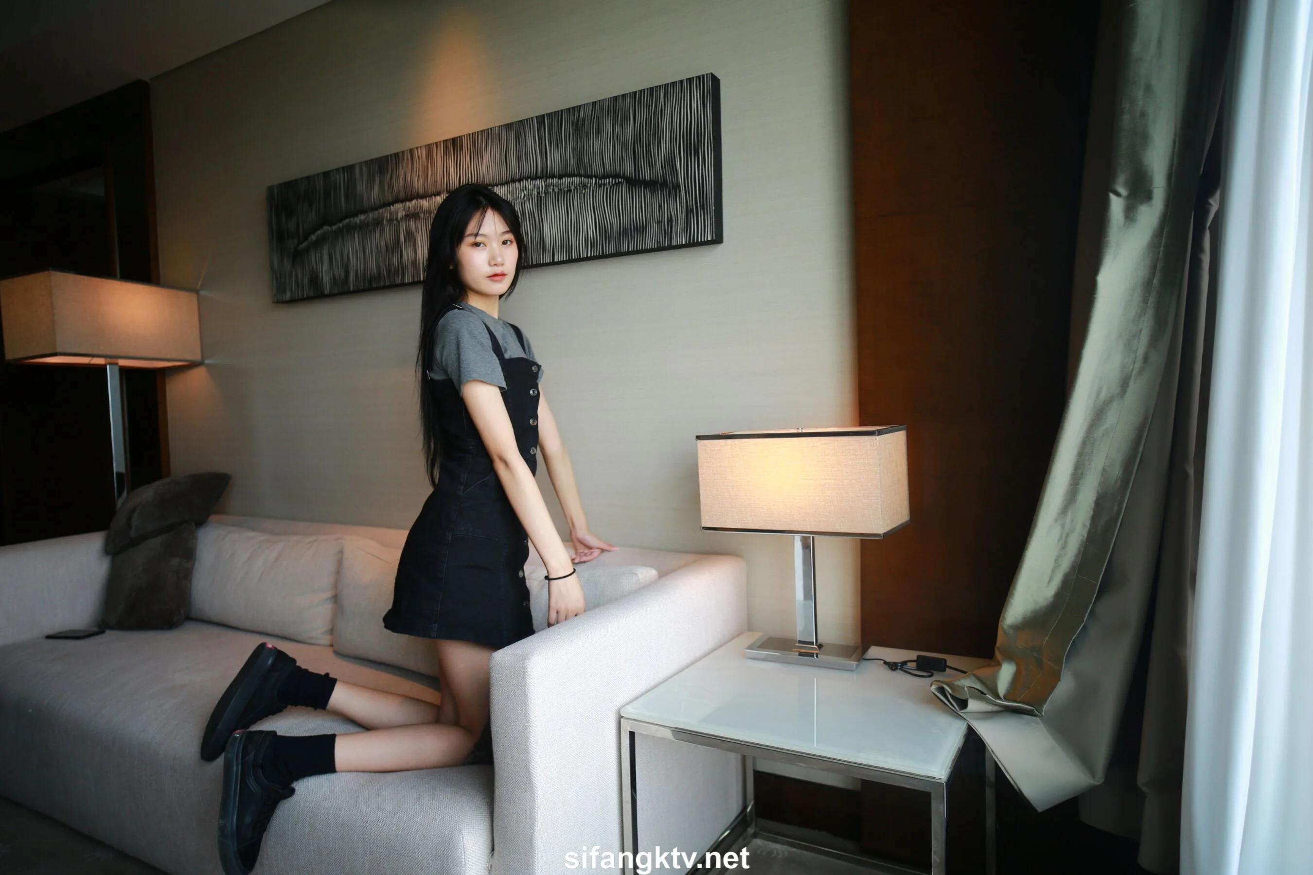 国模亦菲大尺度人体私拍套图 - Photo 127