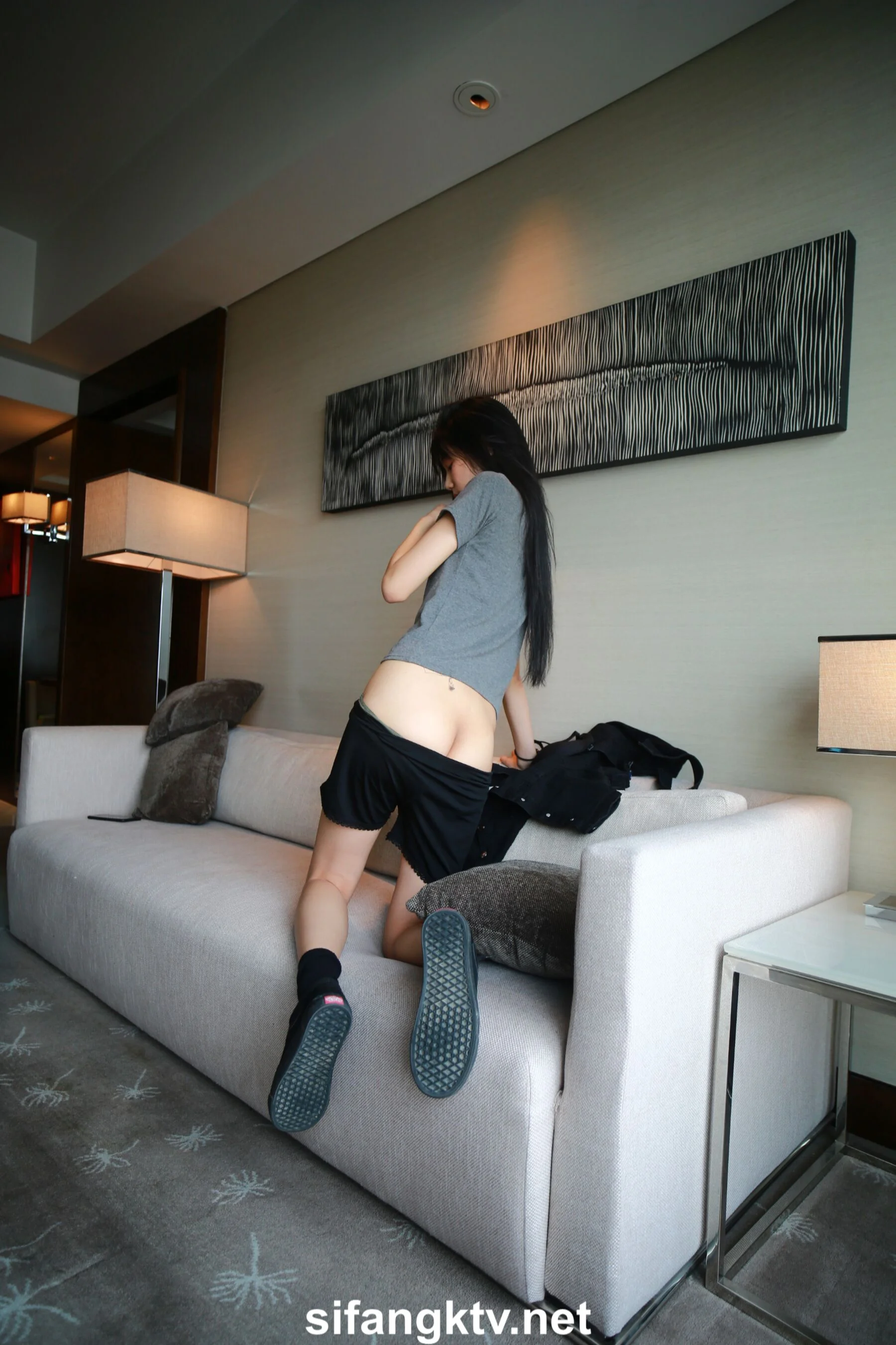 国模亦菲大尺度人体私拍套图 - Photo 301