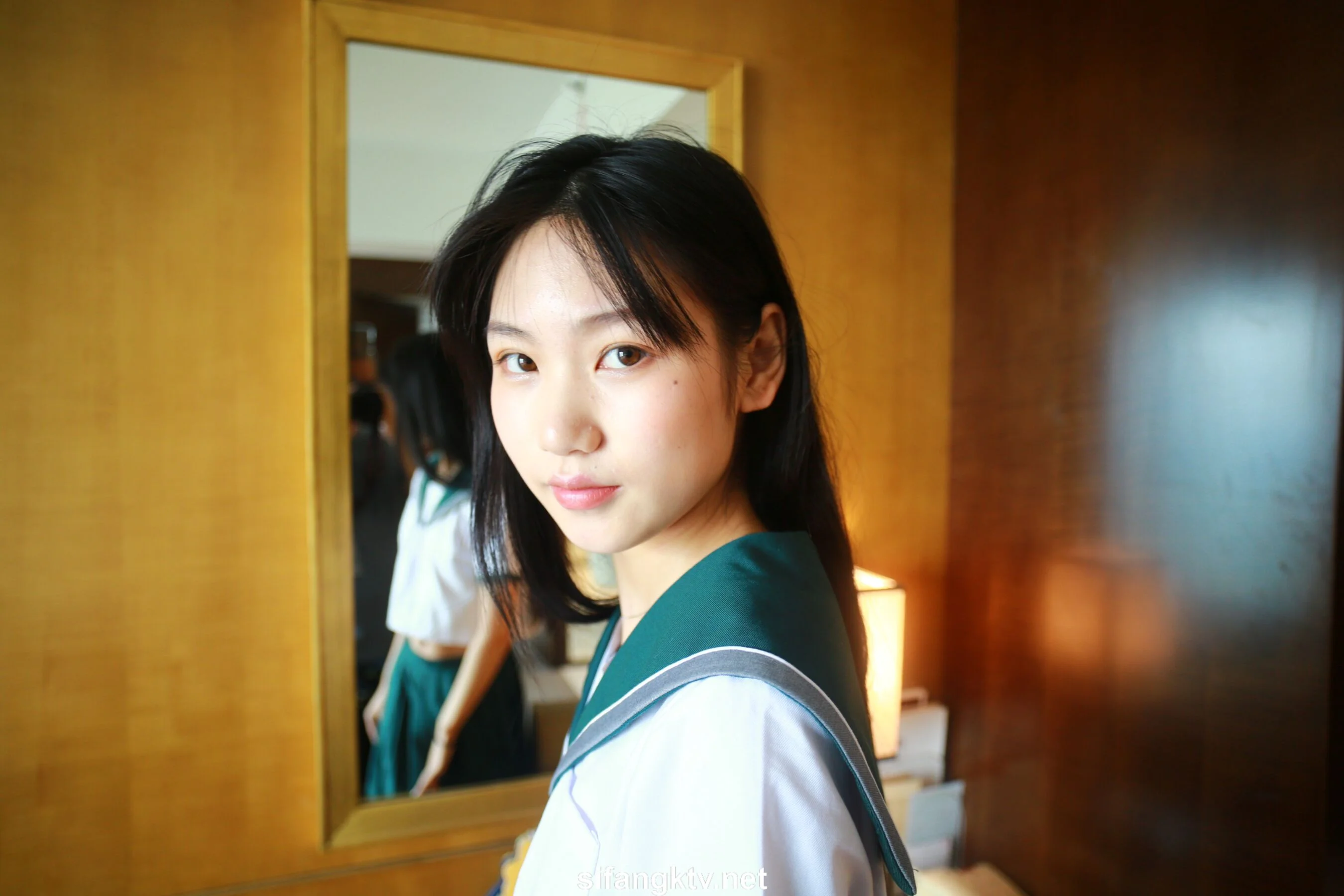 国模亦菲大尺度人体私拍套图 - Photo 666