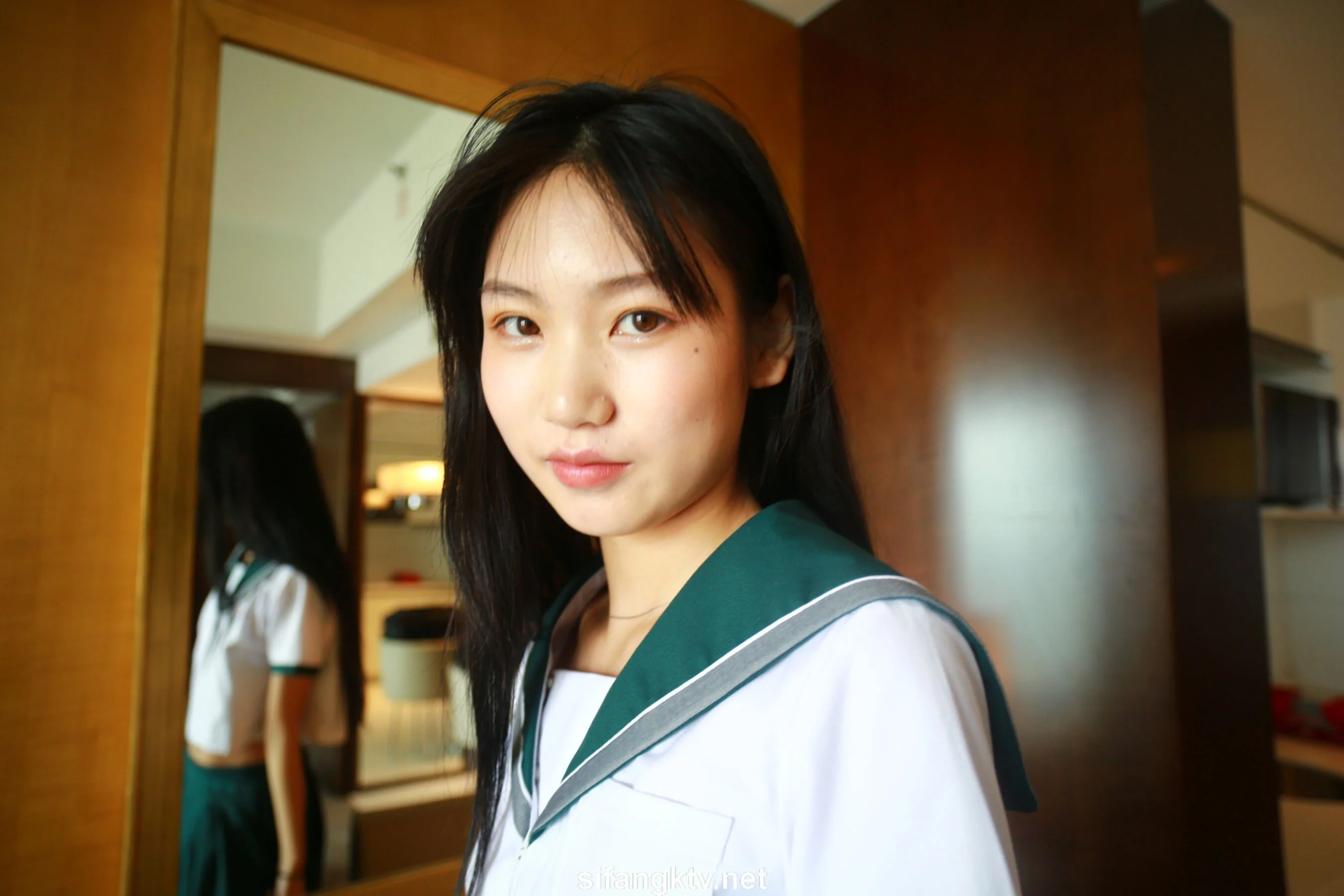 国模亦菲大尺度人体私拍套图 - Photo 669