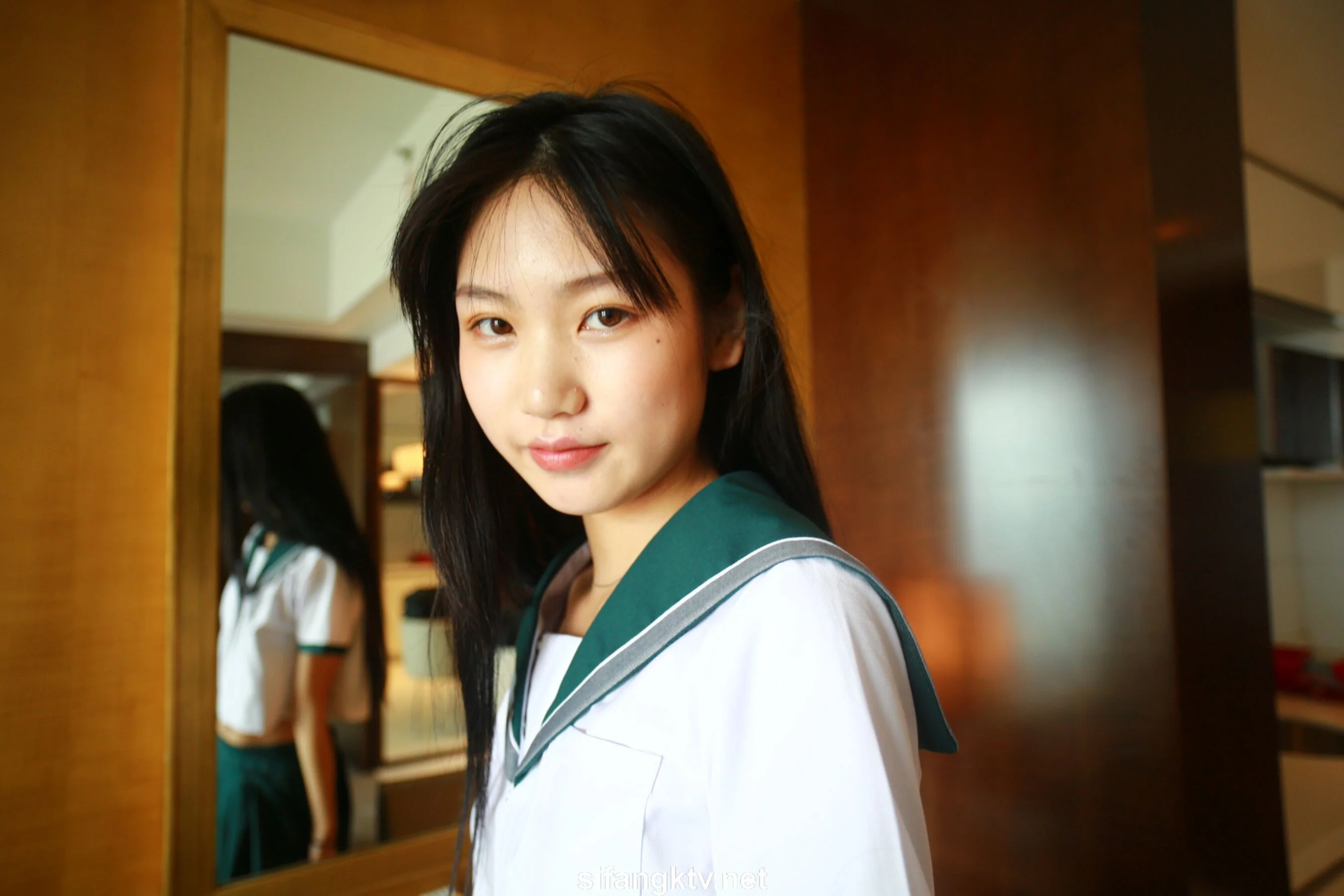 国模亦菲大尺度人体私拍套图 - Photo 670