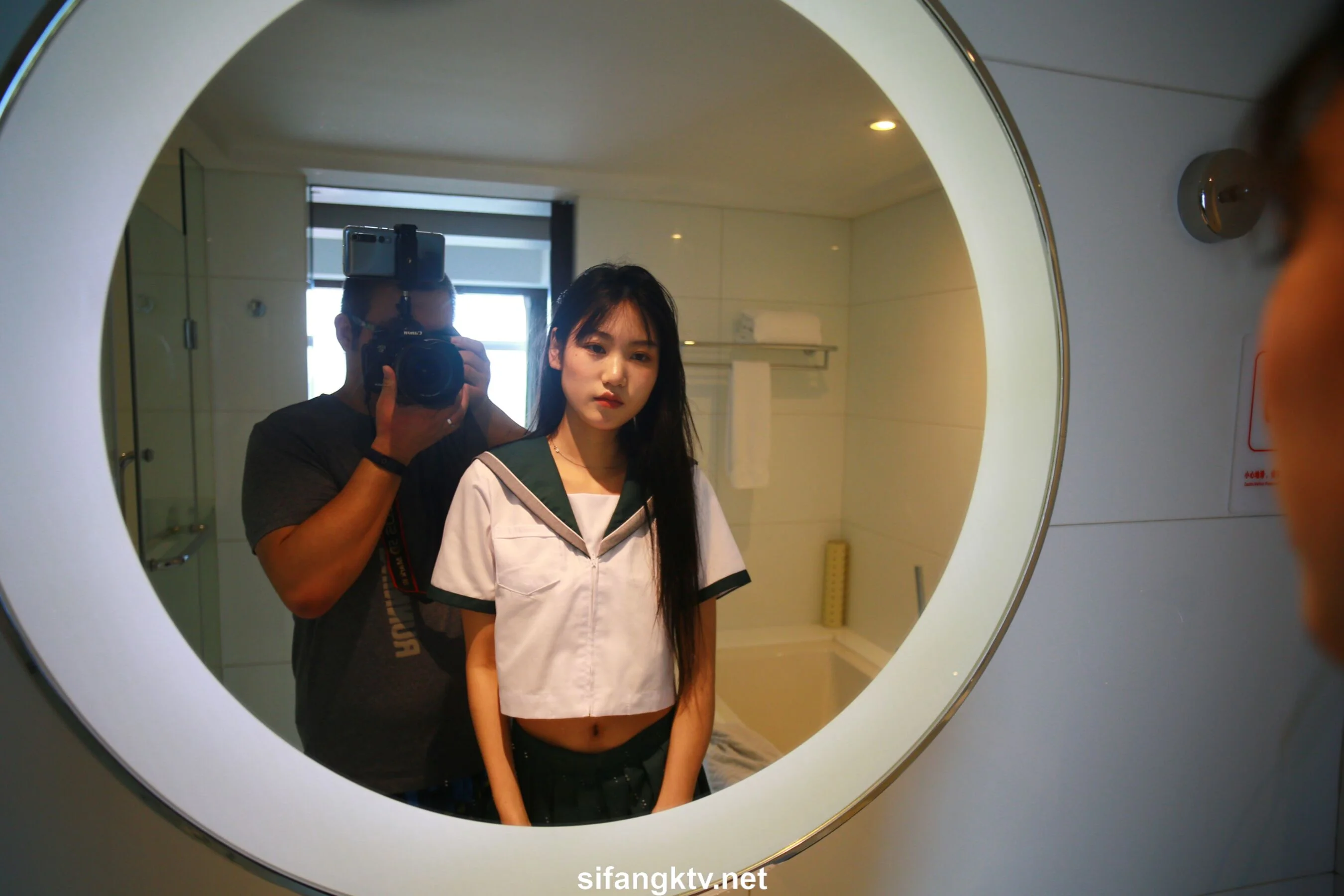 国模亦菲大尺度人体私拍套图 - Photo 678