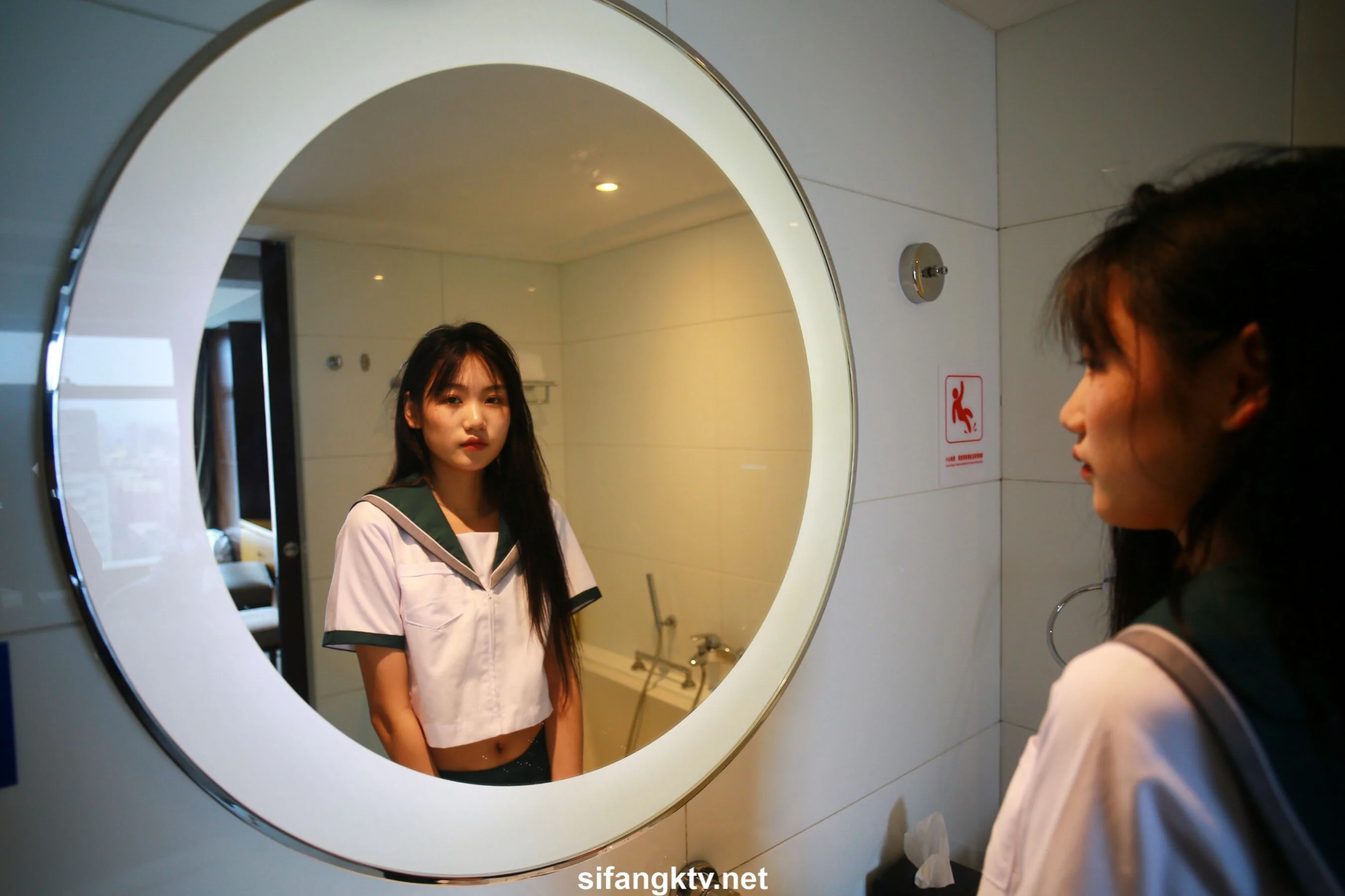 国模亦菲大尺度人体私拍套图 - Photo 683