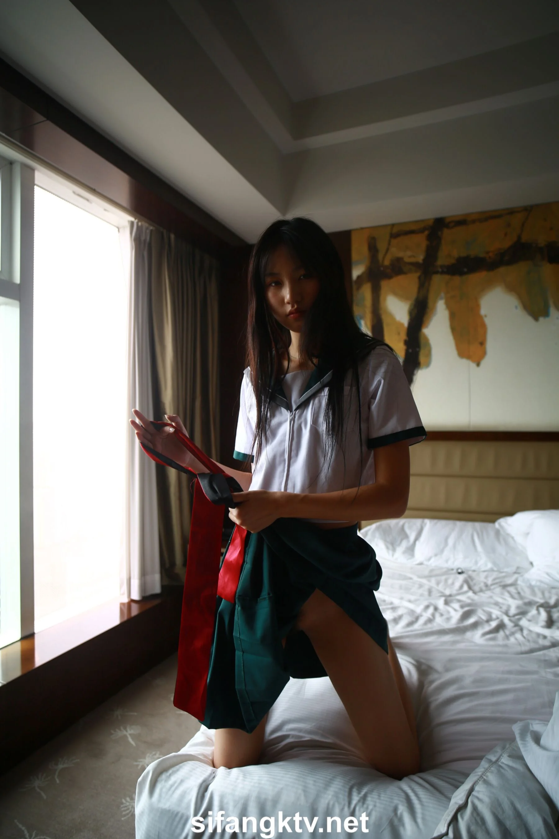 国模亦菲大尺度人体私拍套图 - Photo 811