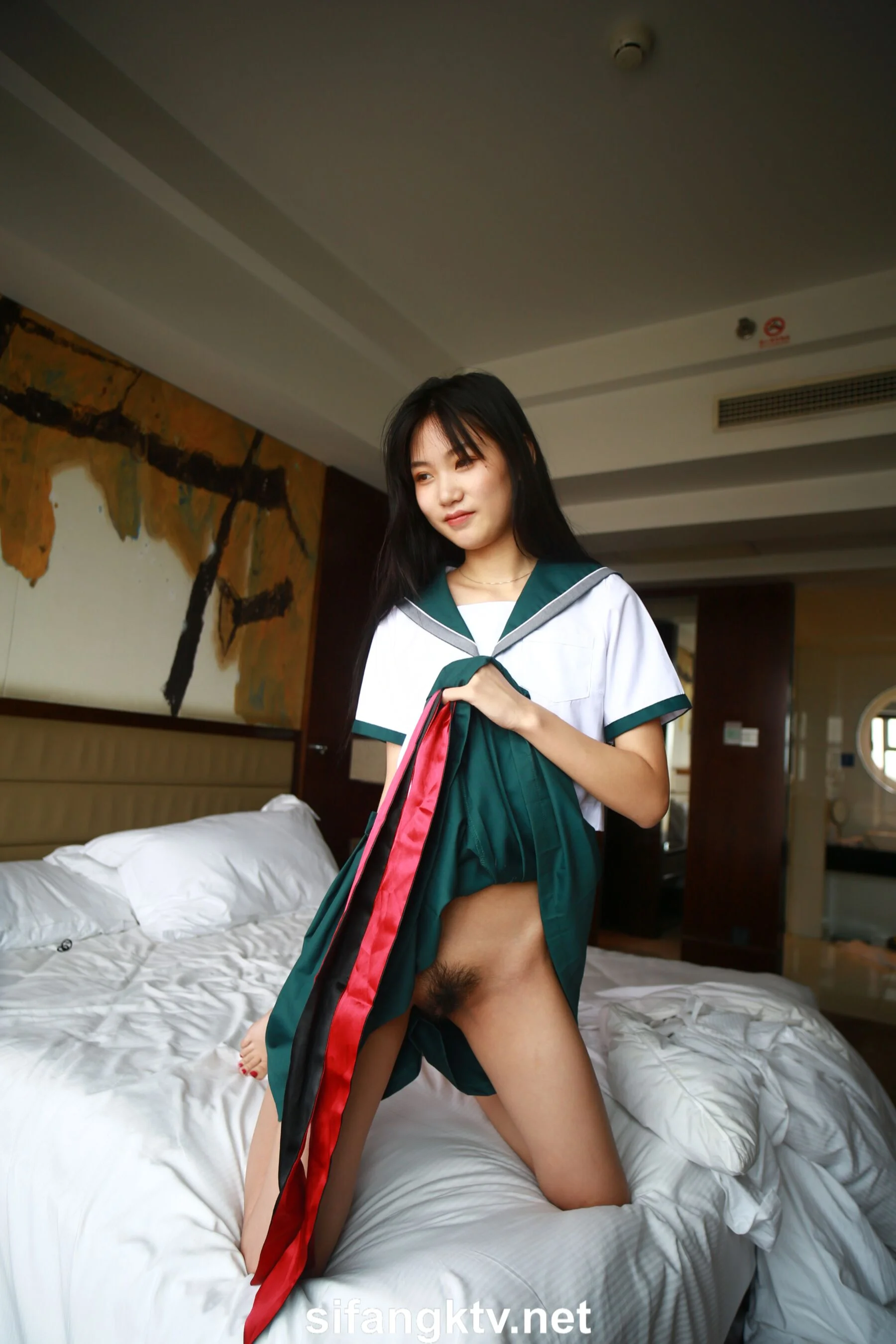 国模亦菲大尺度人体私拍套图 - Photo 832