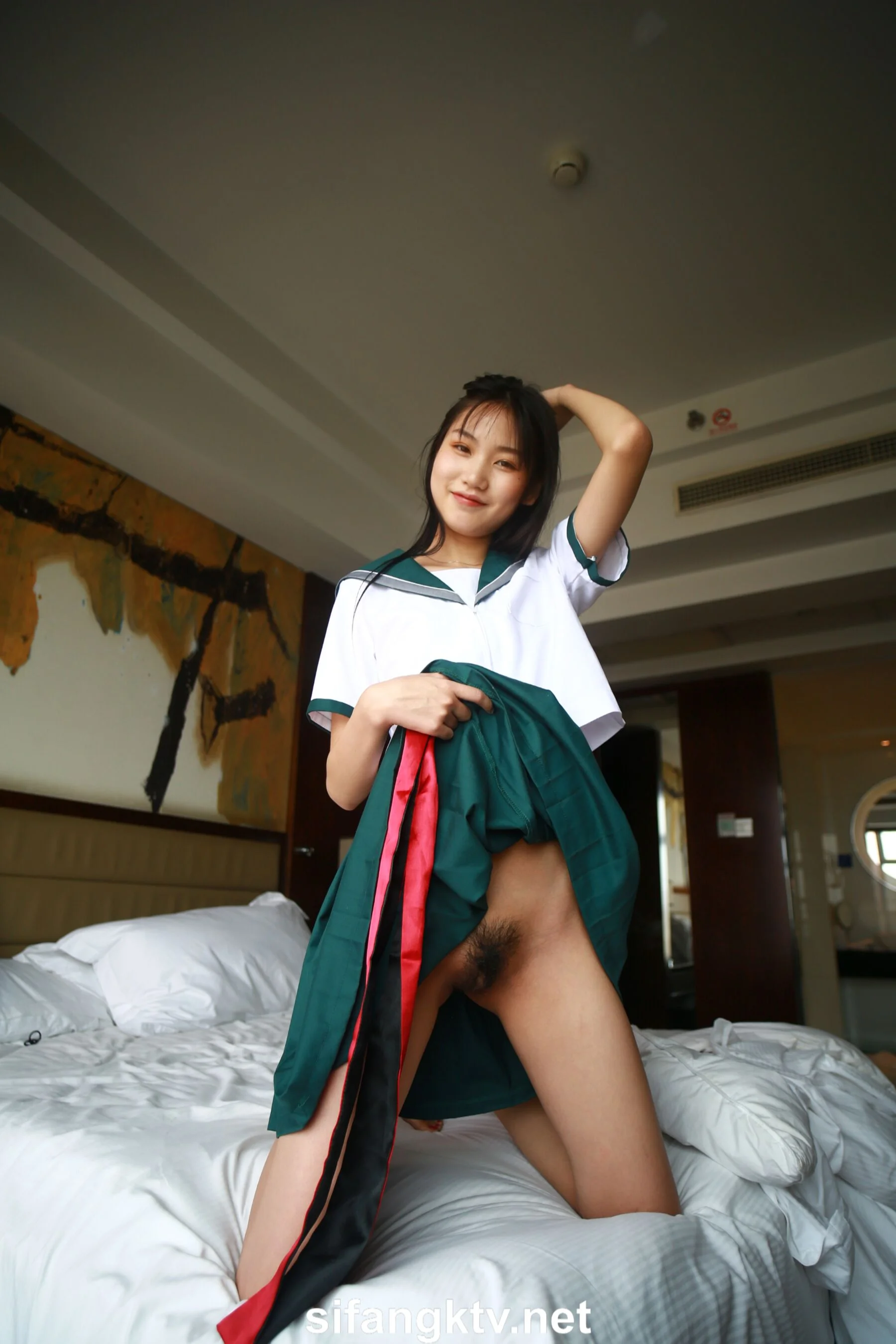 国模亦菲大尺度人体私拍套图 - Photo 841