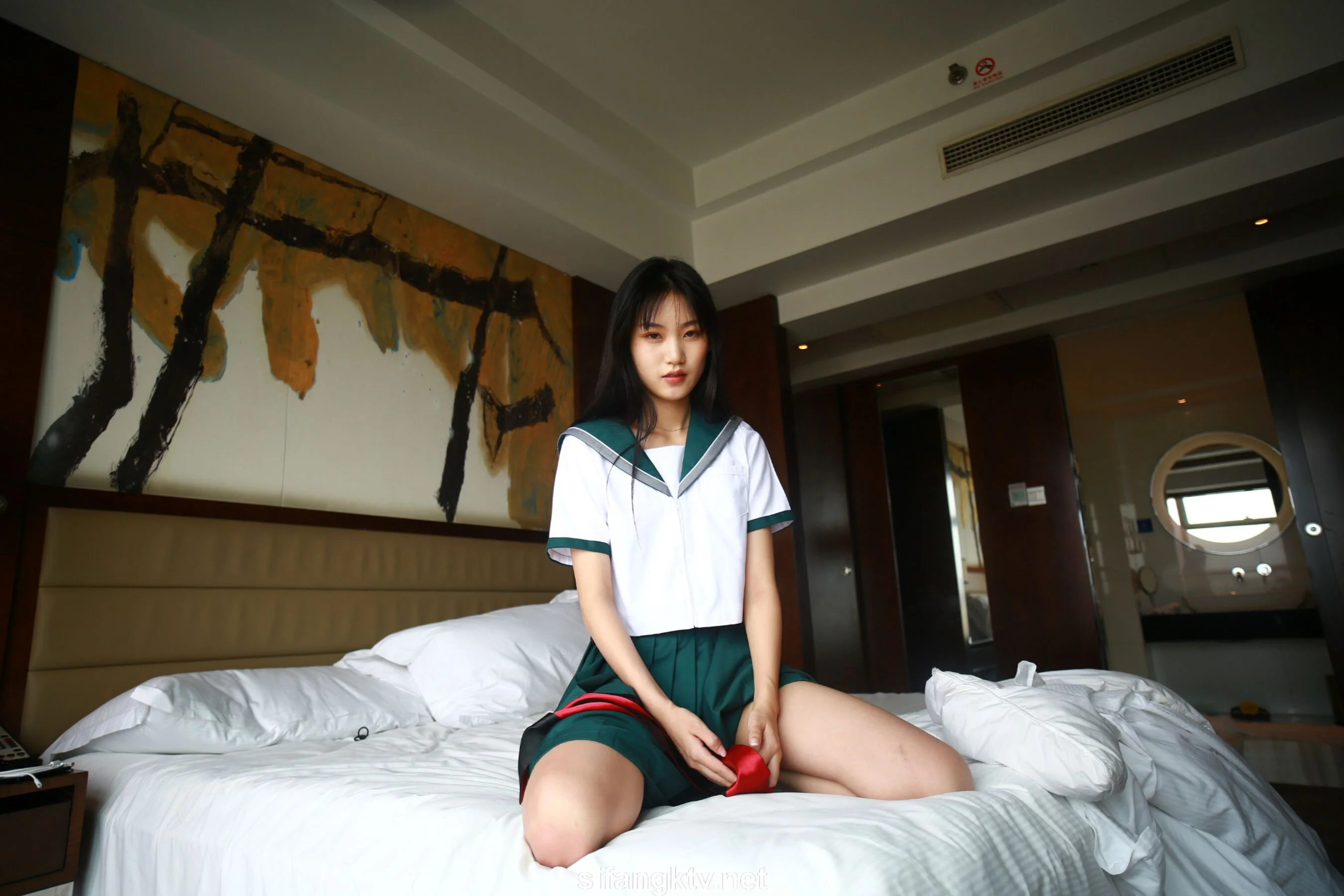 国模亦菲大尺度人体私拍套图 - Photo 848