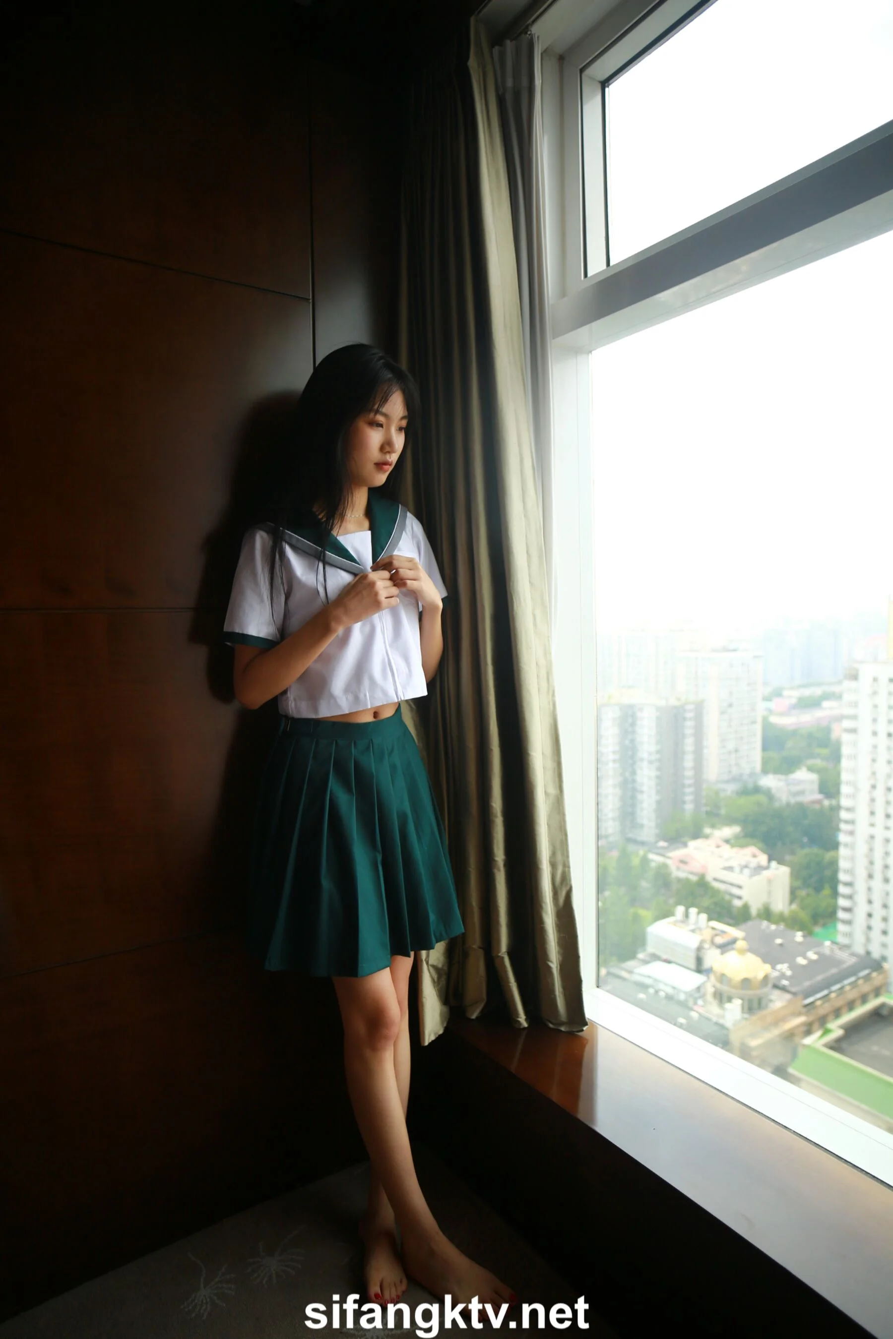 国模亦菲大尺度人体私拍套图 - Photo 851