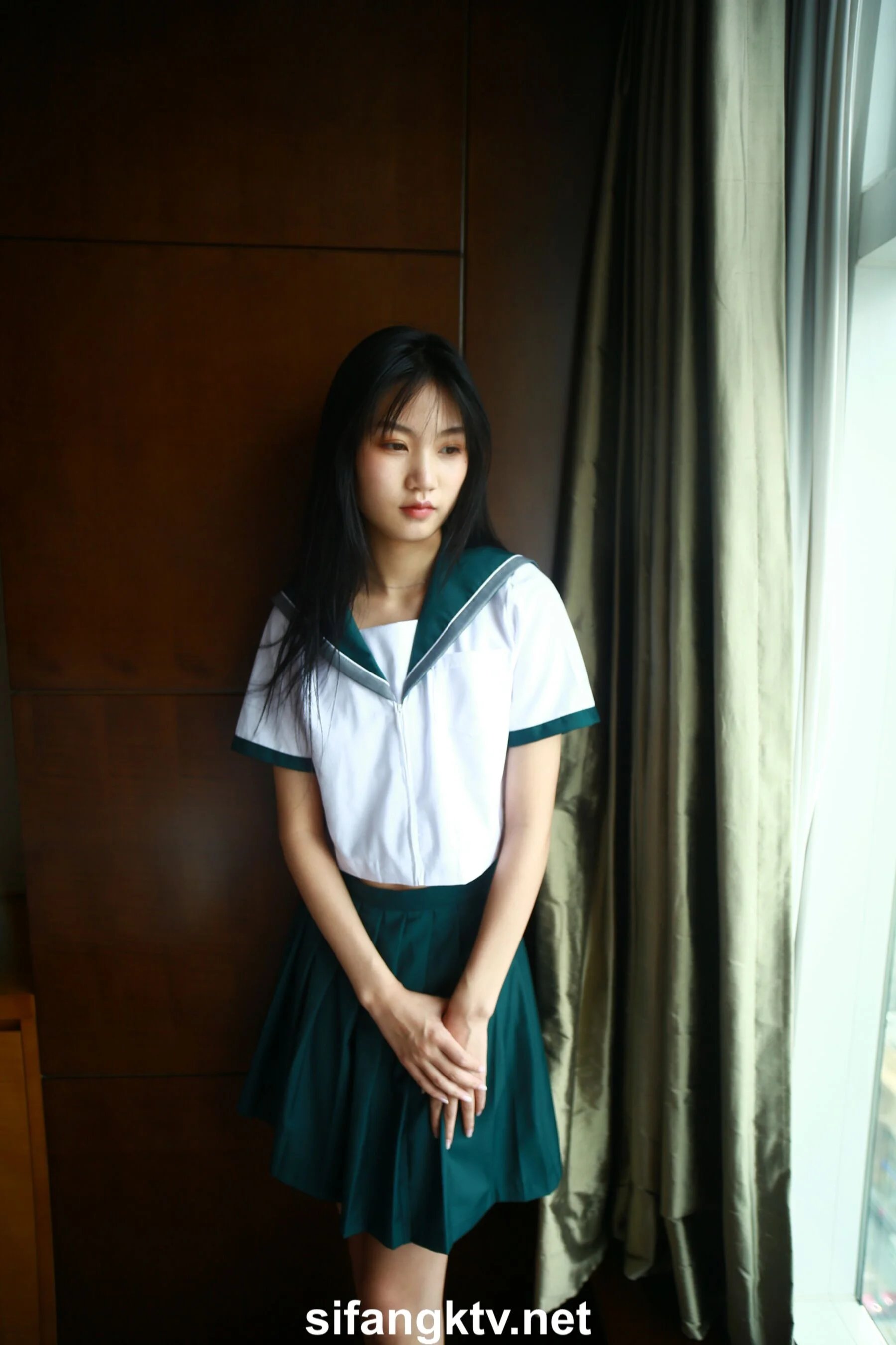 国模亦菲大尺度人体私拍套图 - Photo 859