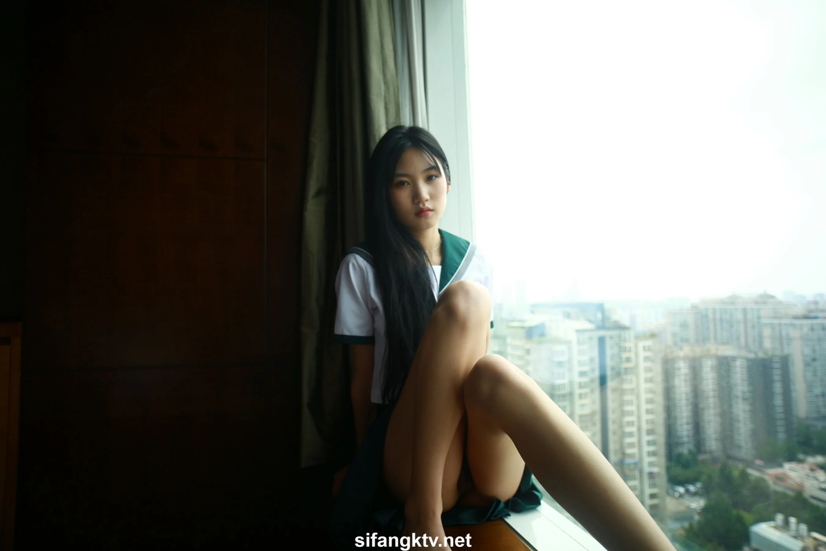 国模亦菲大尺度人体私拍套图 - Photo 915