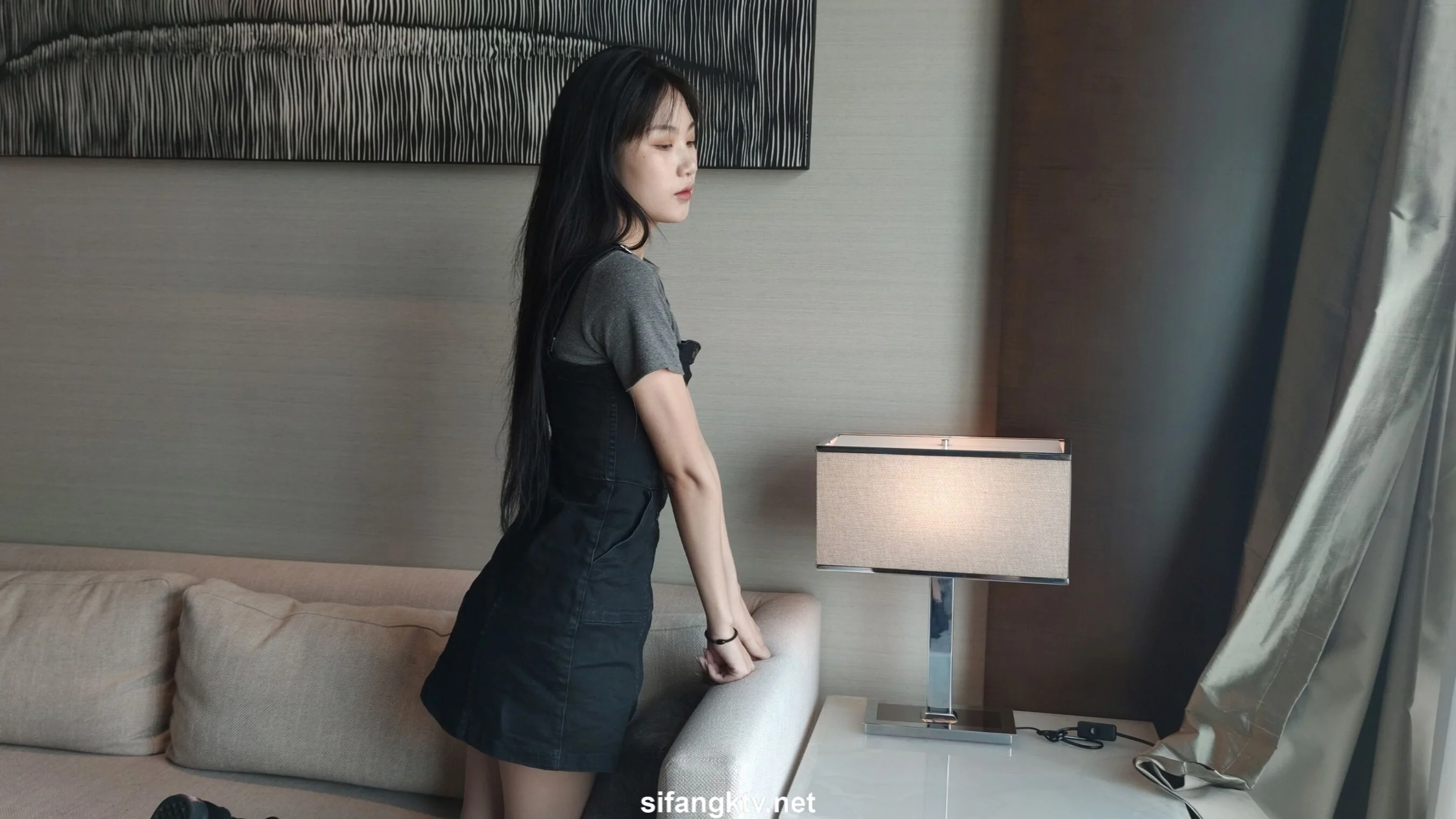 国模亦菲大尺度人体私拍套图 - Photo 1329