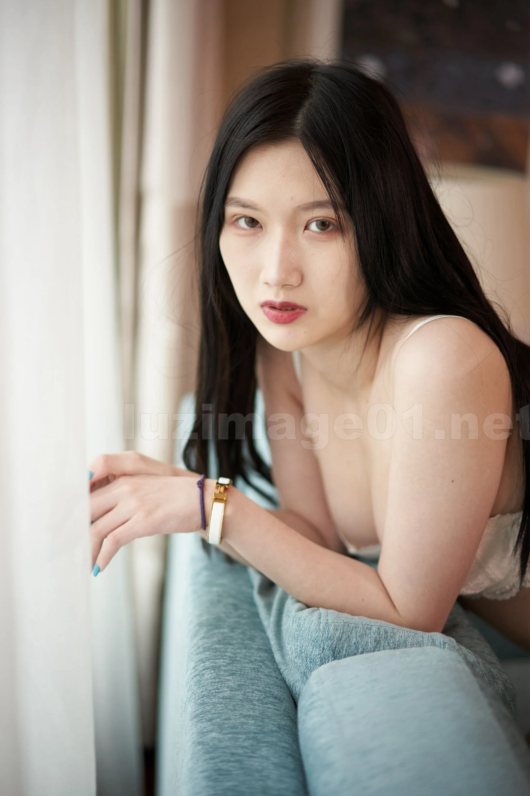 国模宝宝巴士人体私拍套图 - Photo 52