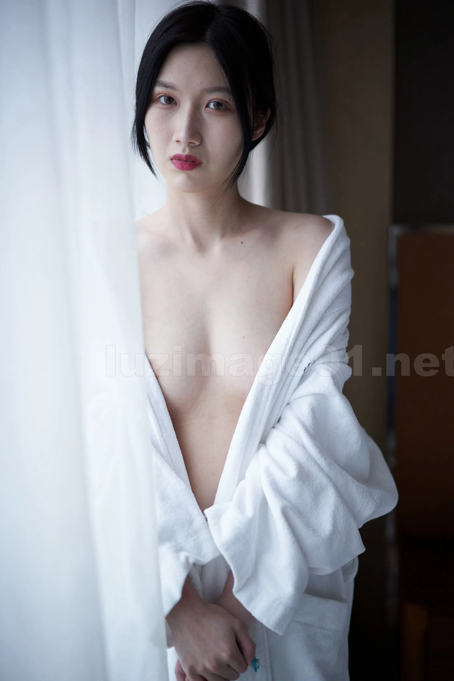国模宝宝巴士人体私拍套图 - Photo 235