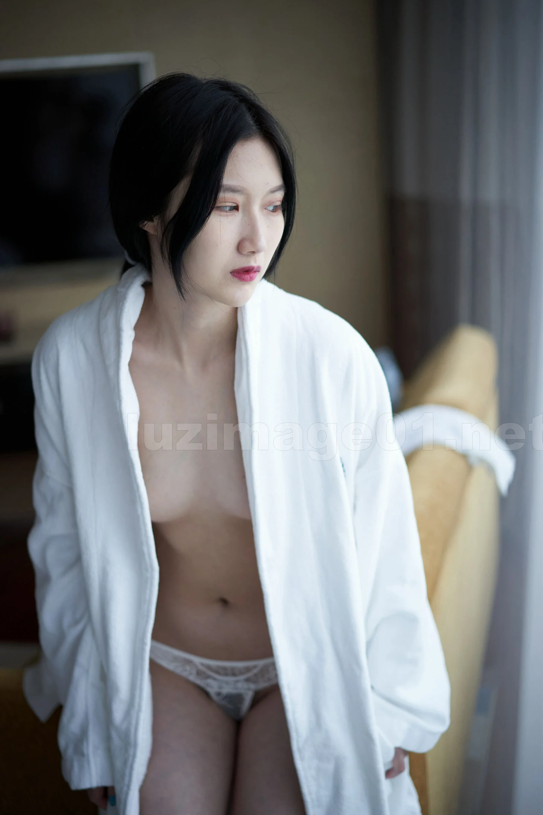 国模宝宝巴士人体私拍套图 - Photo 247
