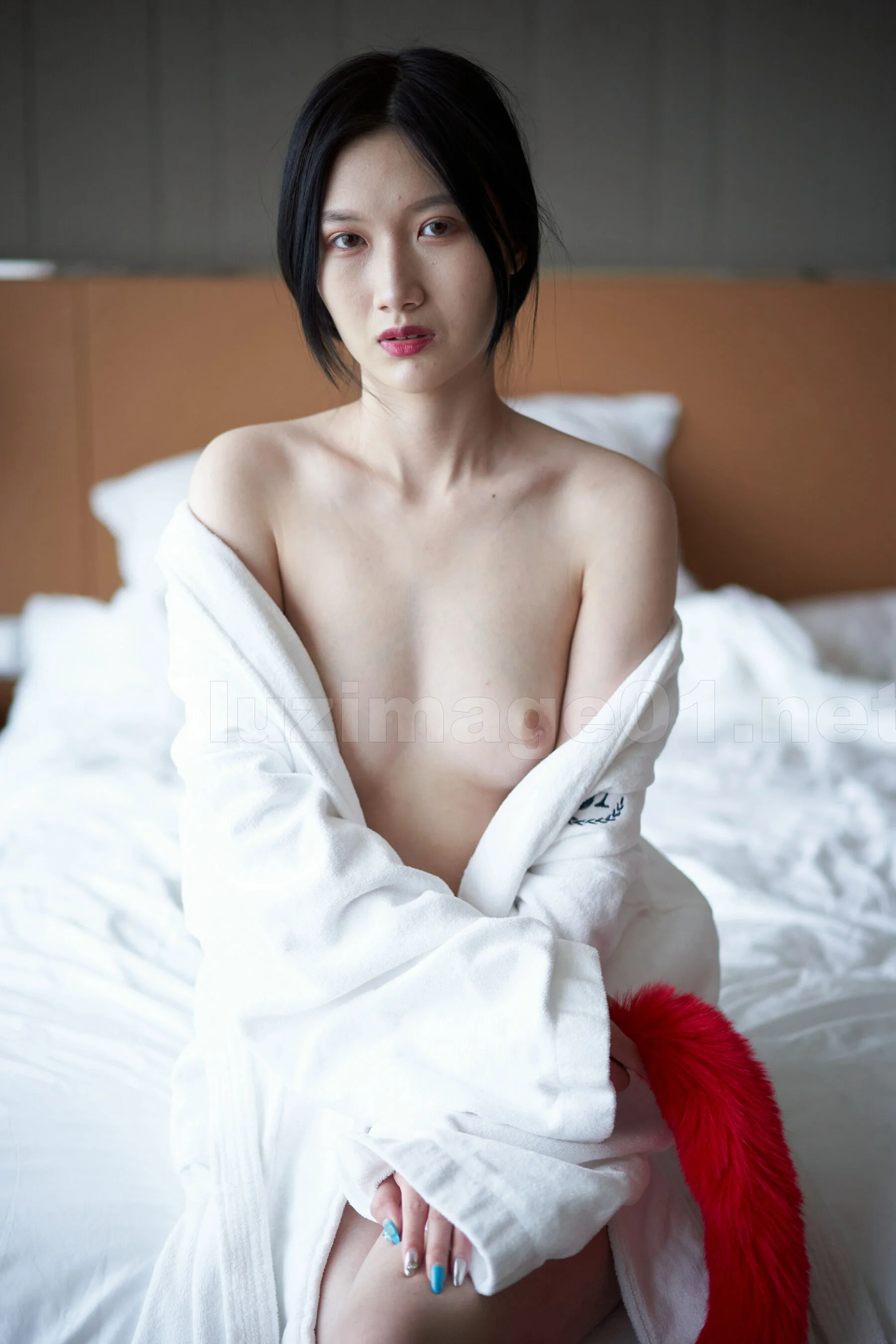 国模宝宝巴士人体私拍套图 - Photo 364
