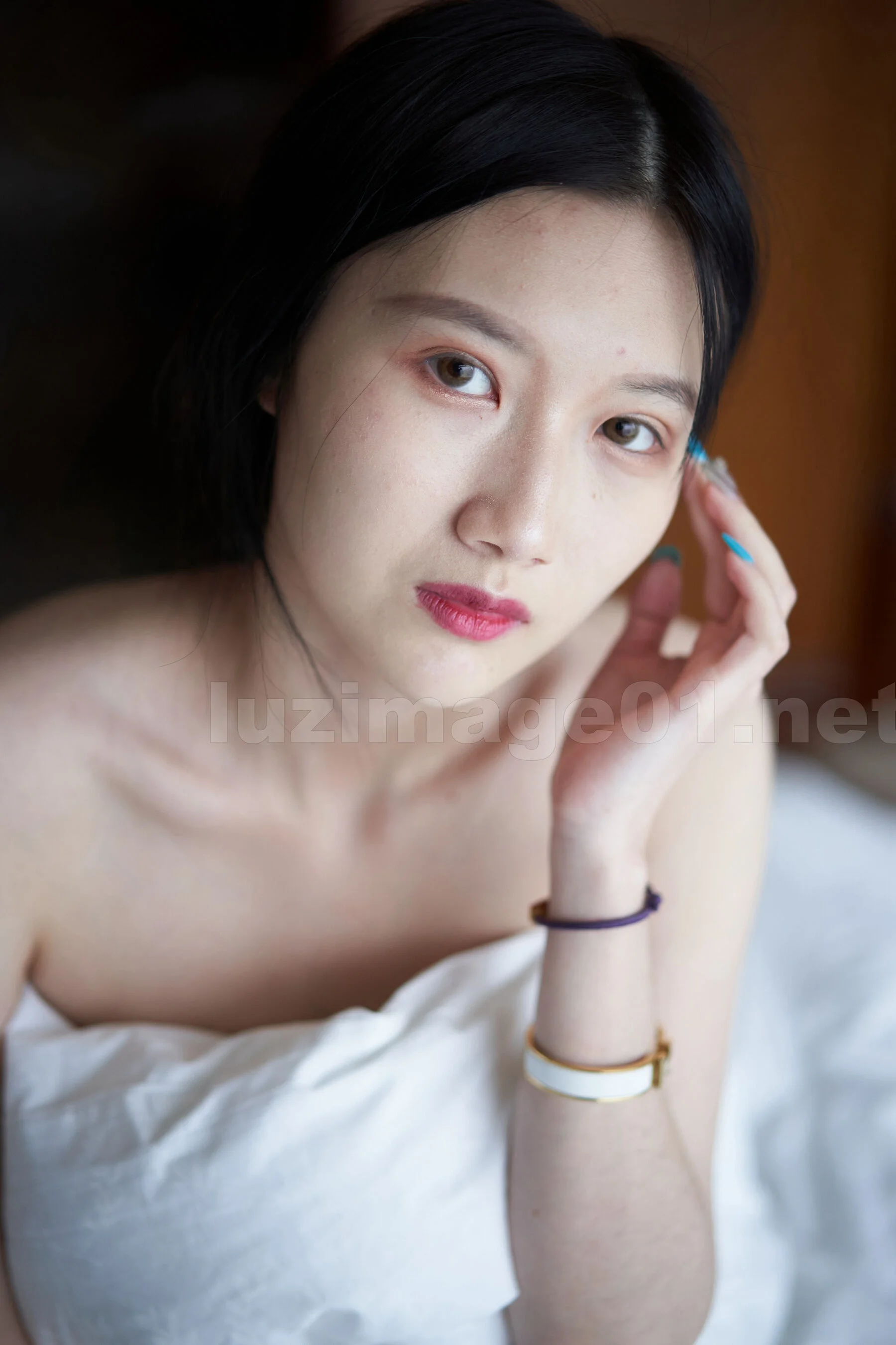 国模宝宝巴士人体私拍套图 - Photo 460