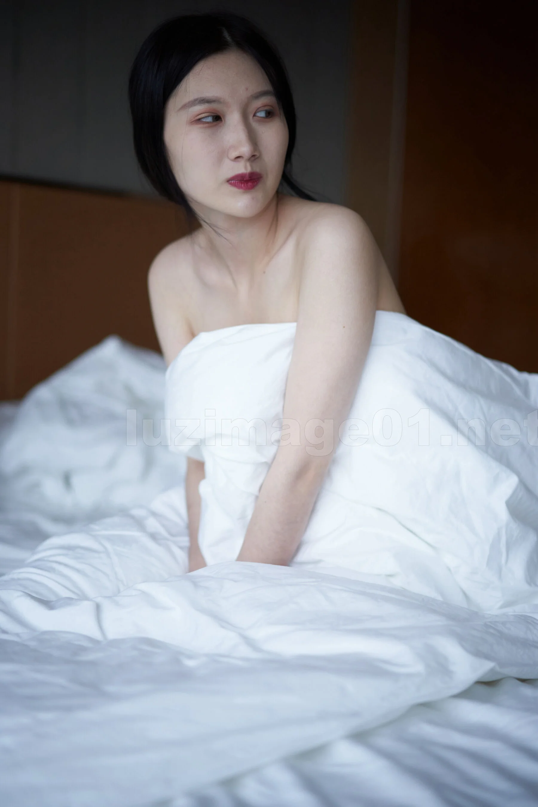 国模宝宝巴士人体私拍套图 - Photo 470
