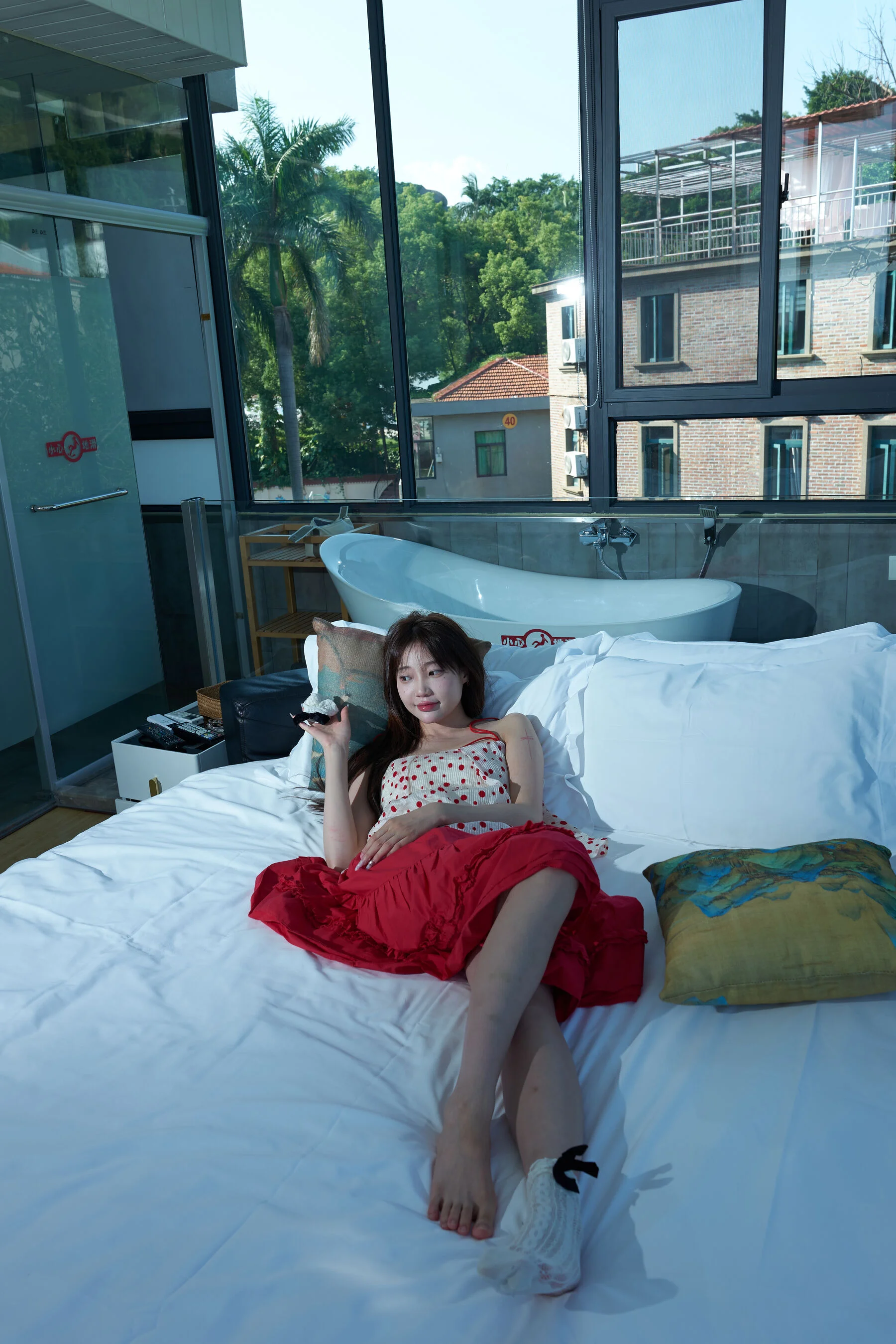 国模小初大尺度人体私拍套图 - Photo 34