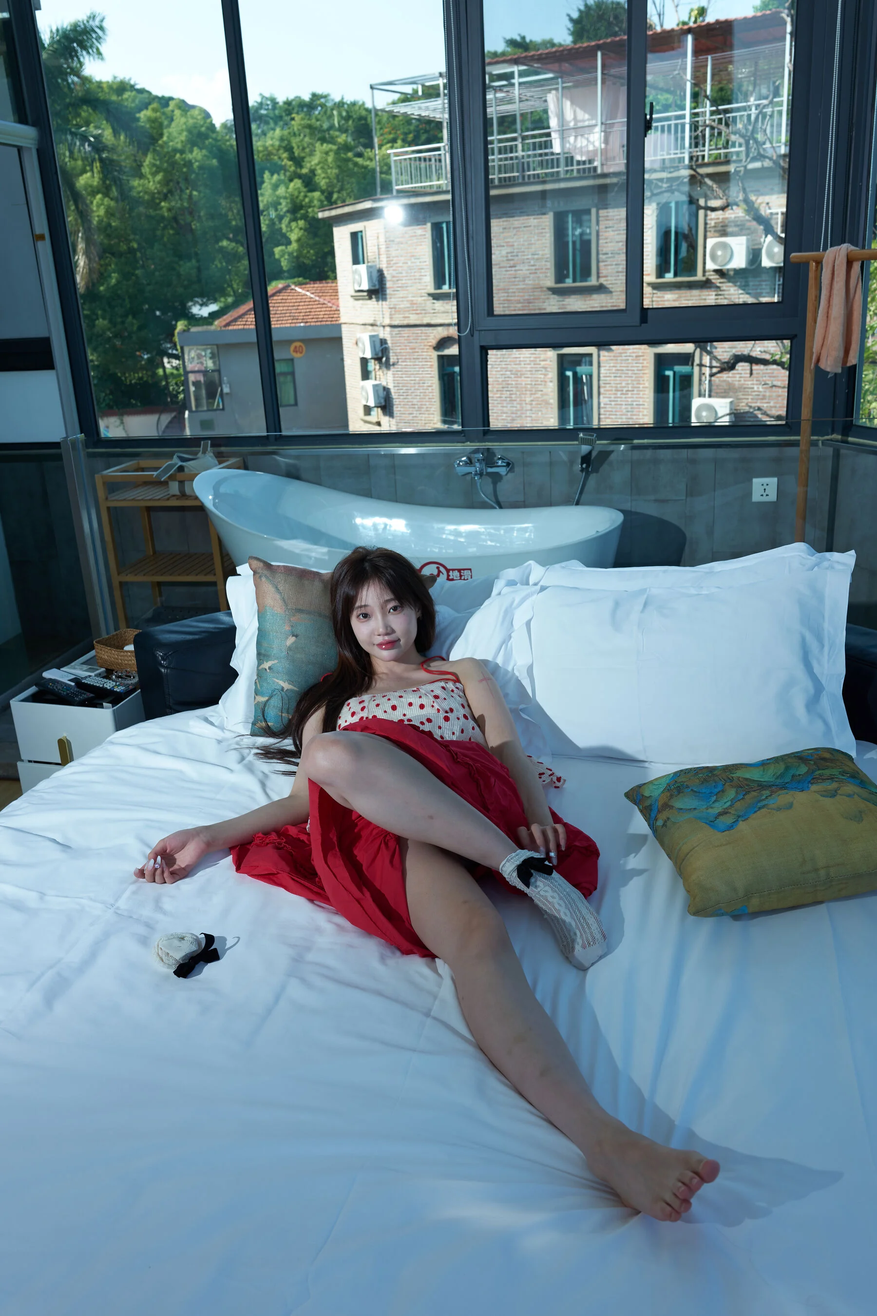 国模小初大尺度人体私拍套图 - Photo 35