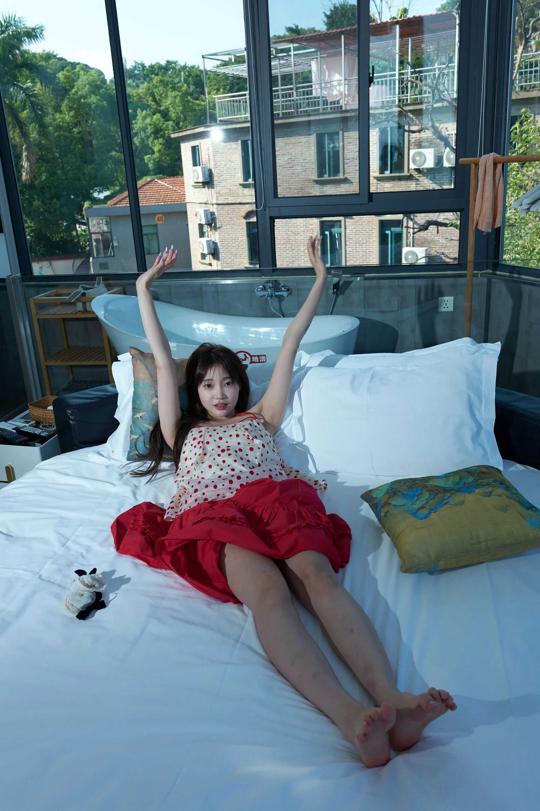 国模小初大尺度人体私拍套图 - Photo 42