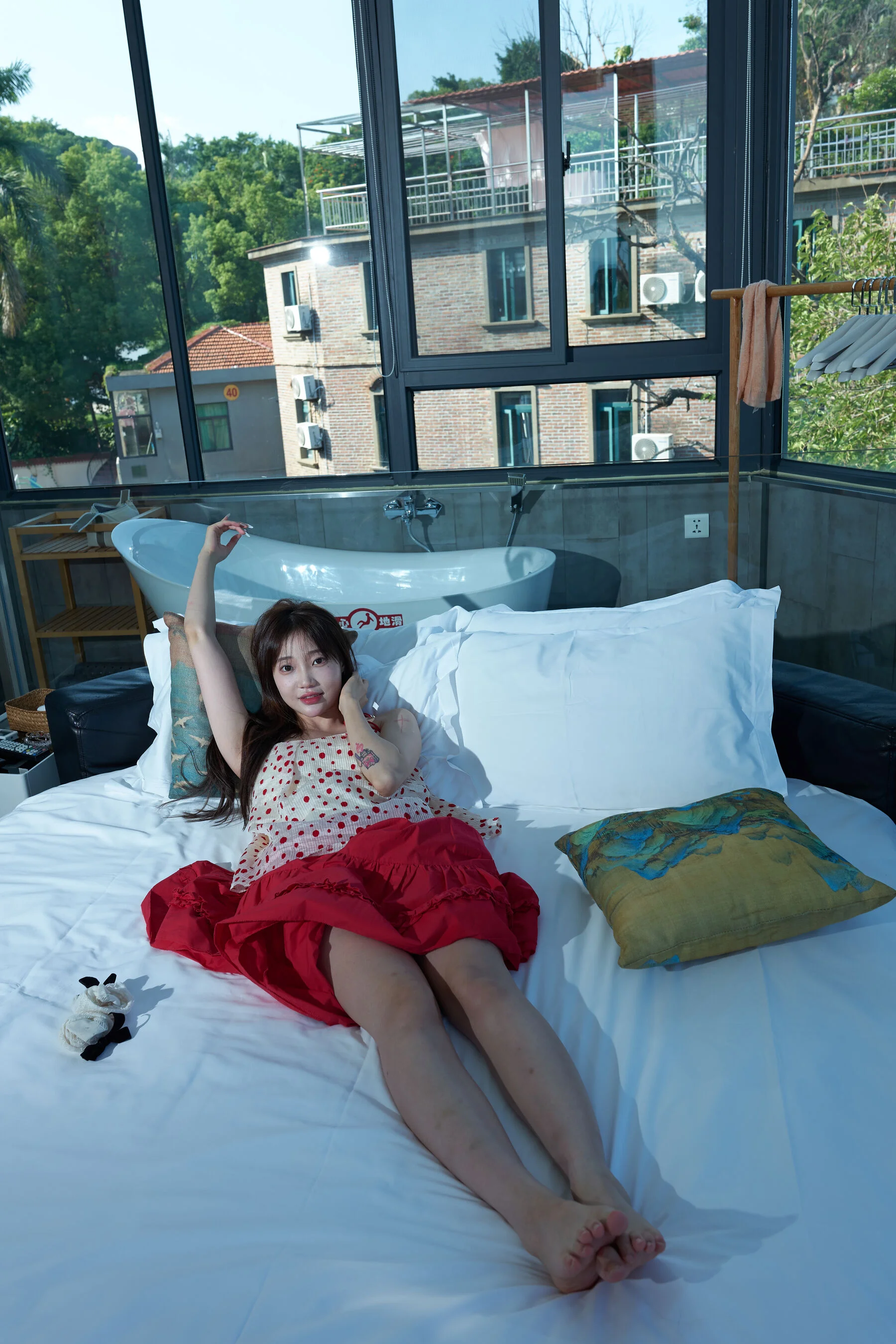 国模小初大尺度人体私拍套图 - Photo 46