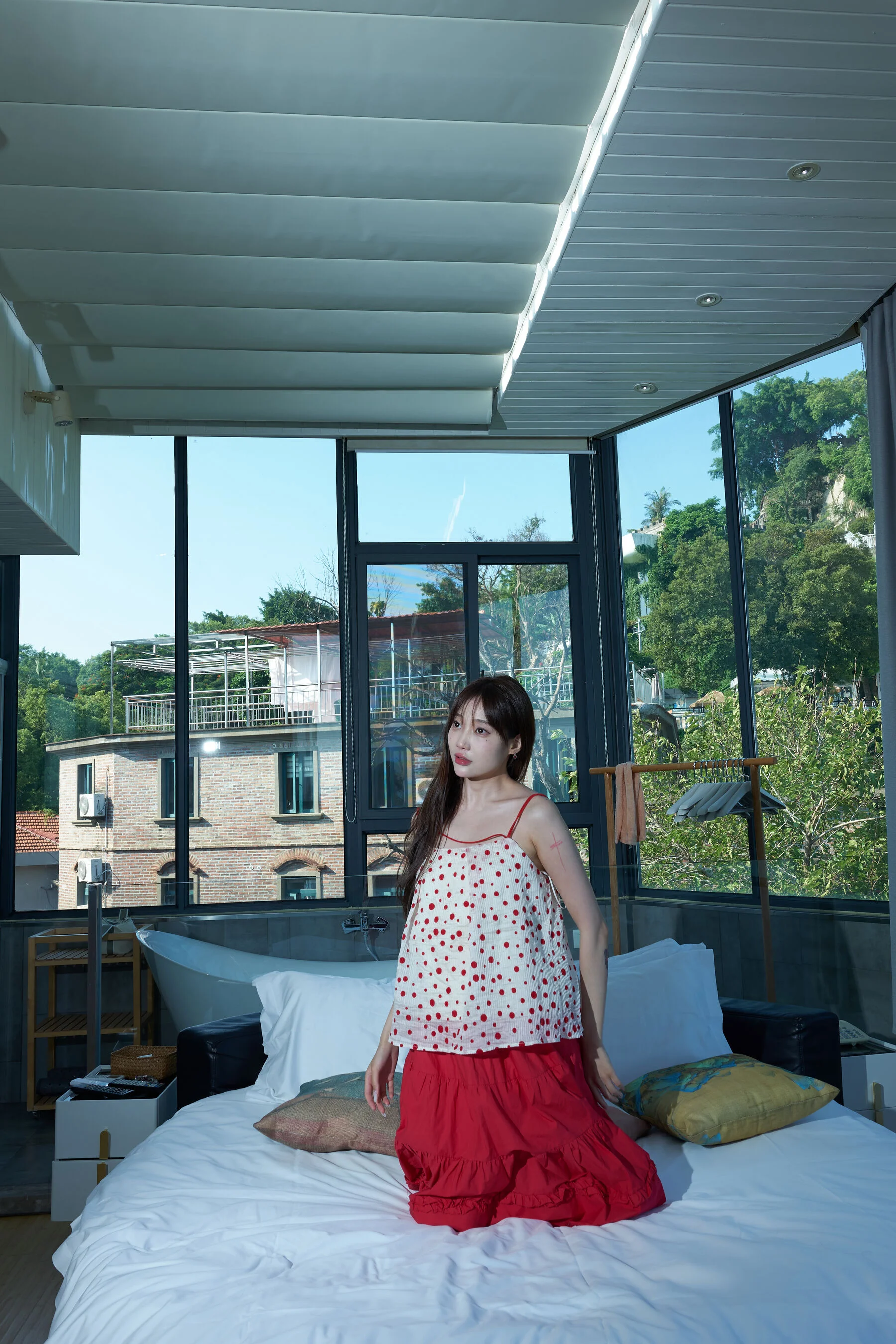 国模小初大尺度人体私拍套图 - Photo 54