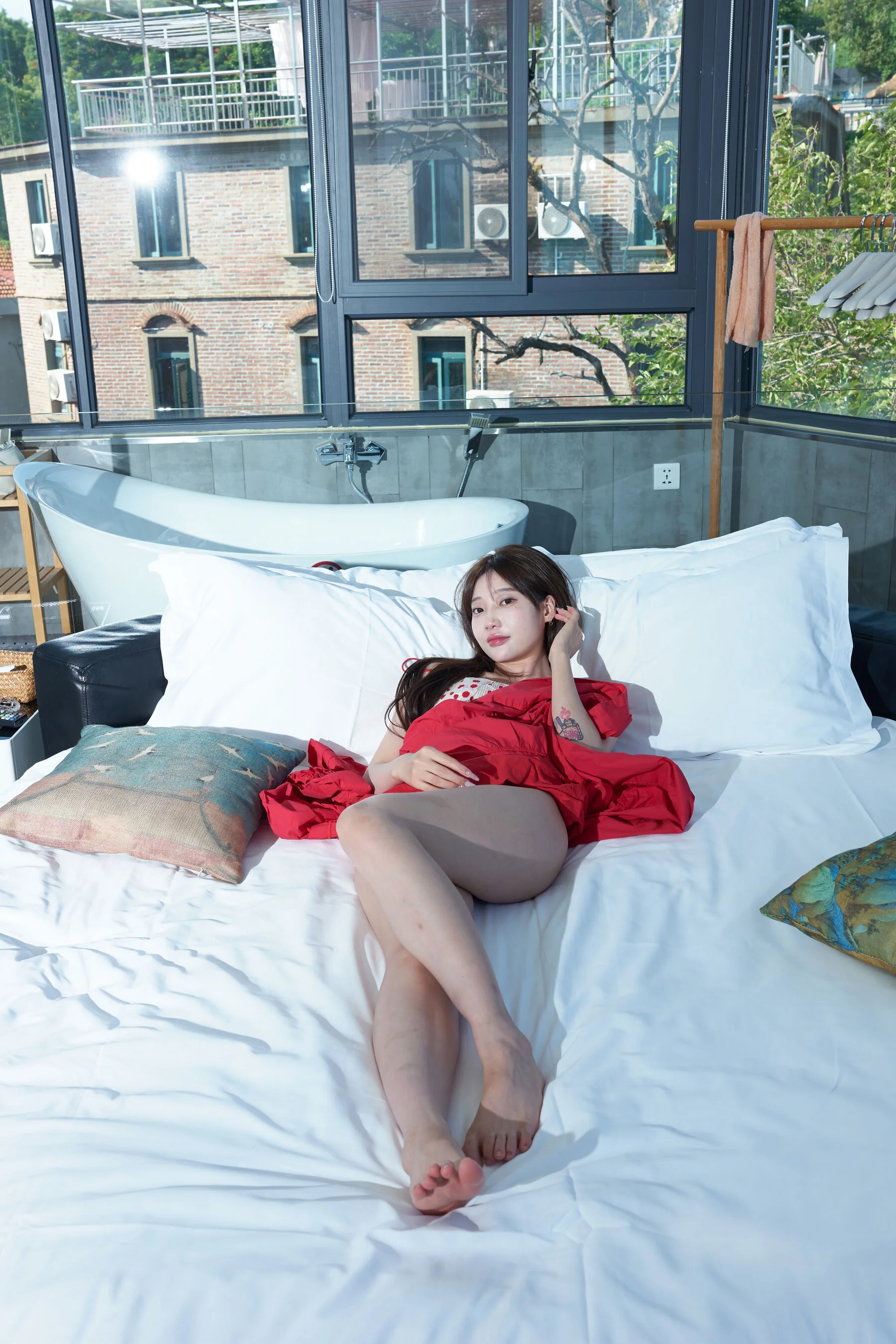 国模小初大尺度人体私拍套图 - Photo 110