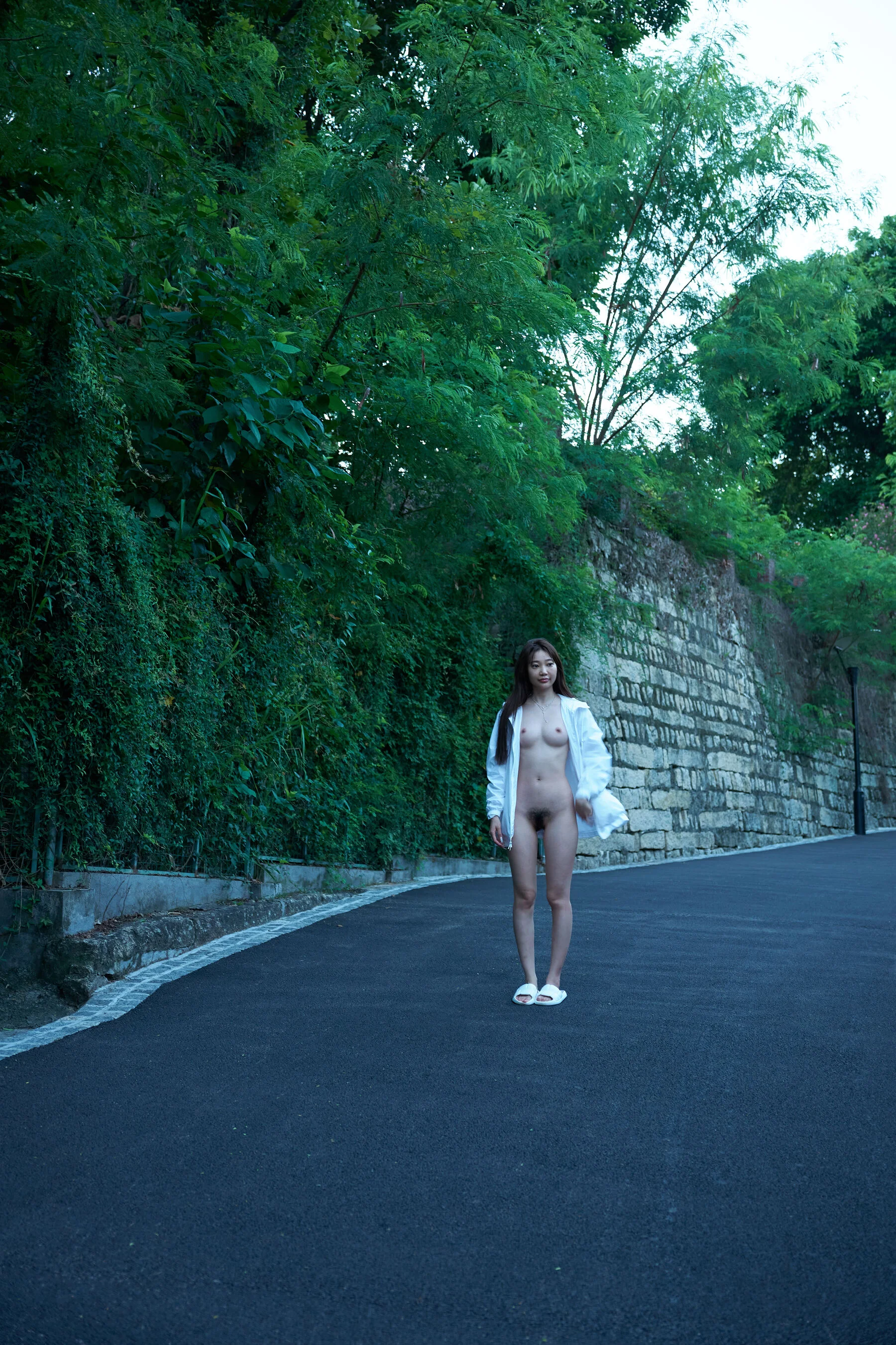 国模小初大尺度人体私拍套图 - Photo 338