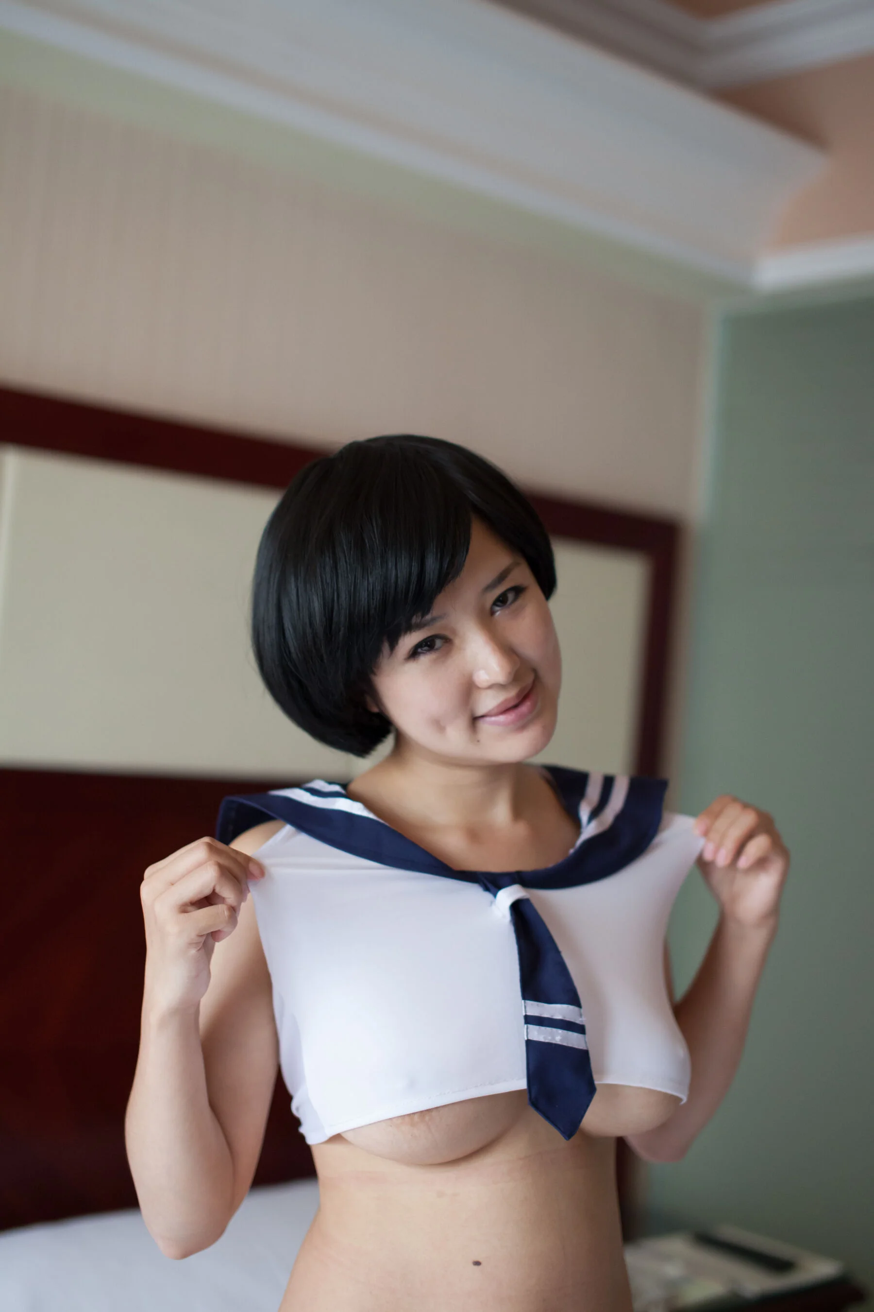 国模小芸人体私拍套图 - Photo 26