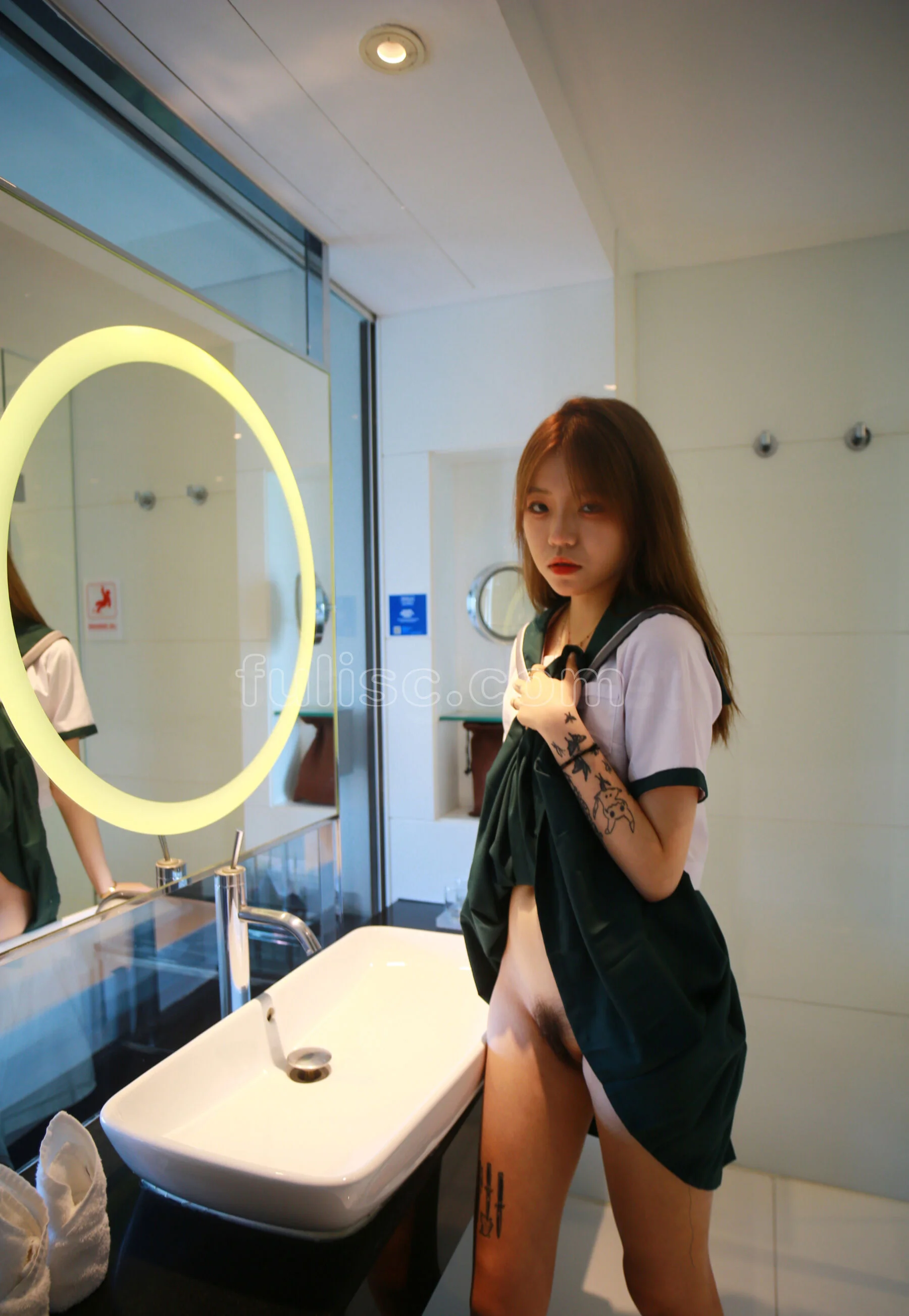 不知名国模大尺度人体私拍套图 - Photo 357