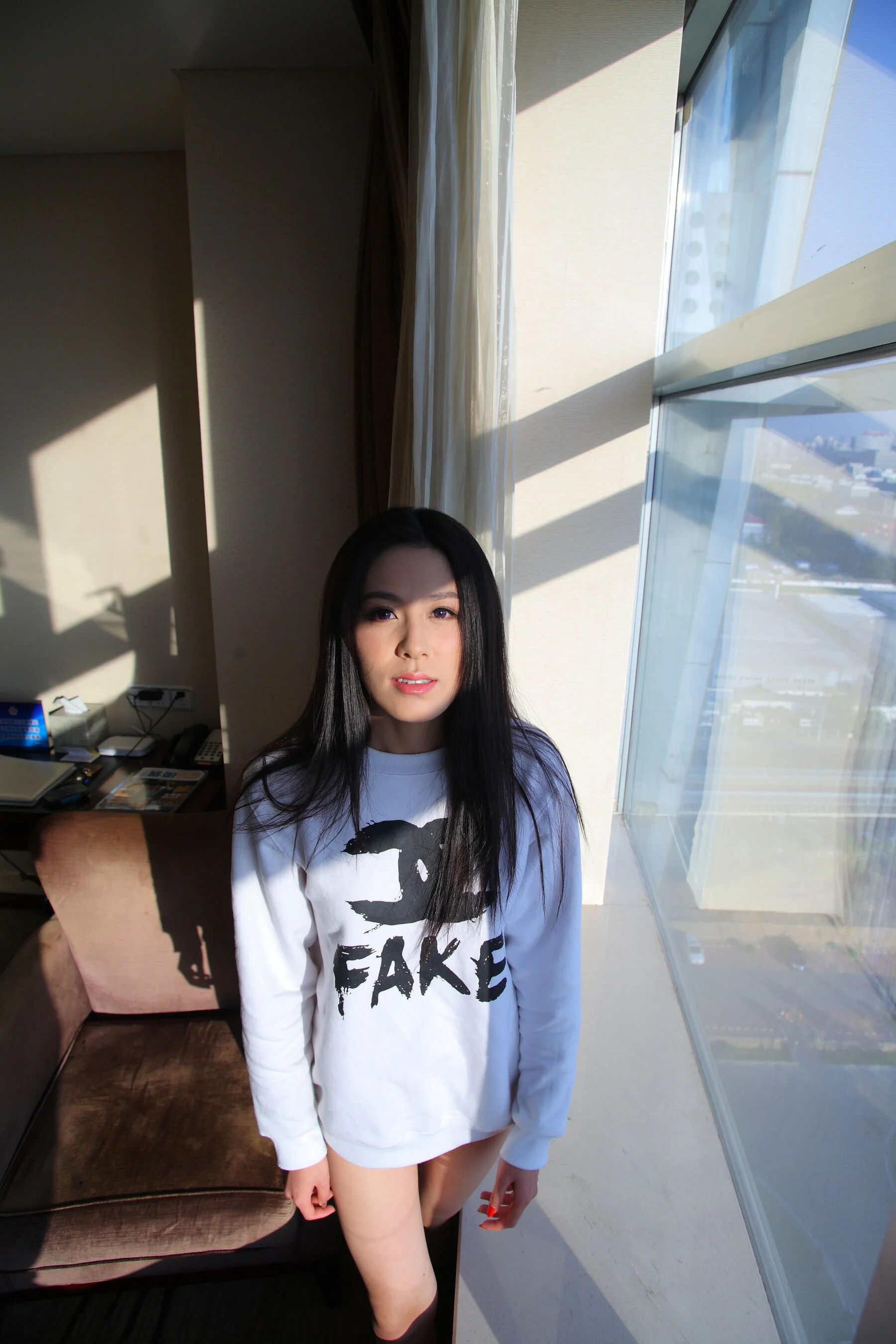 国模小言人体私拍套图 - Photo 34