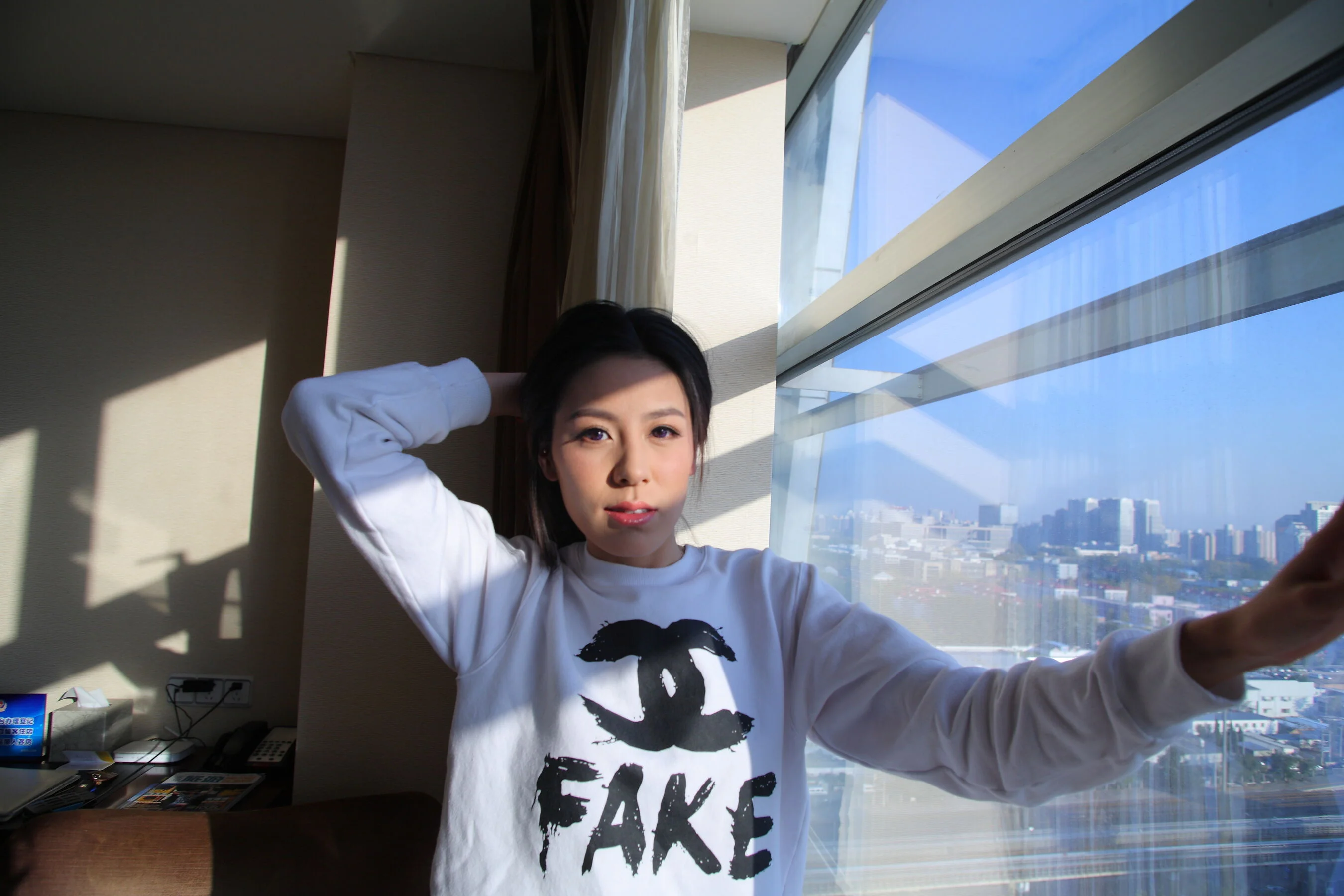国模小言人体私拍套图 - Photo 40