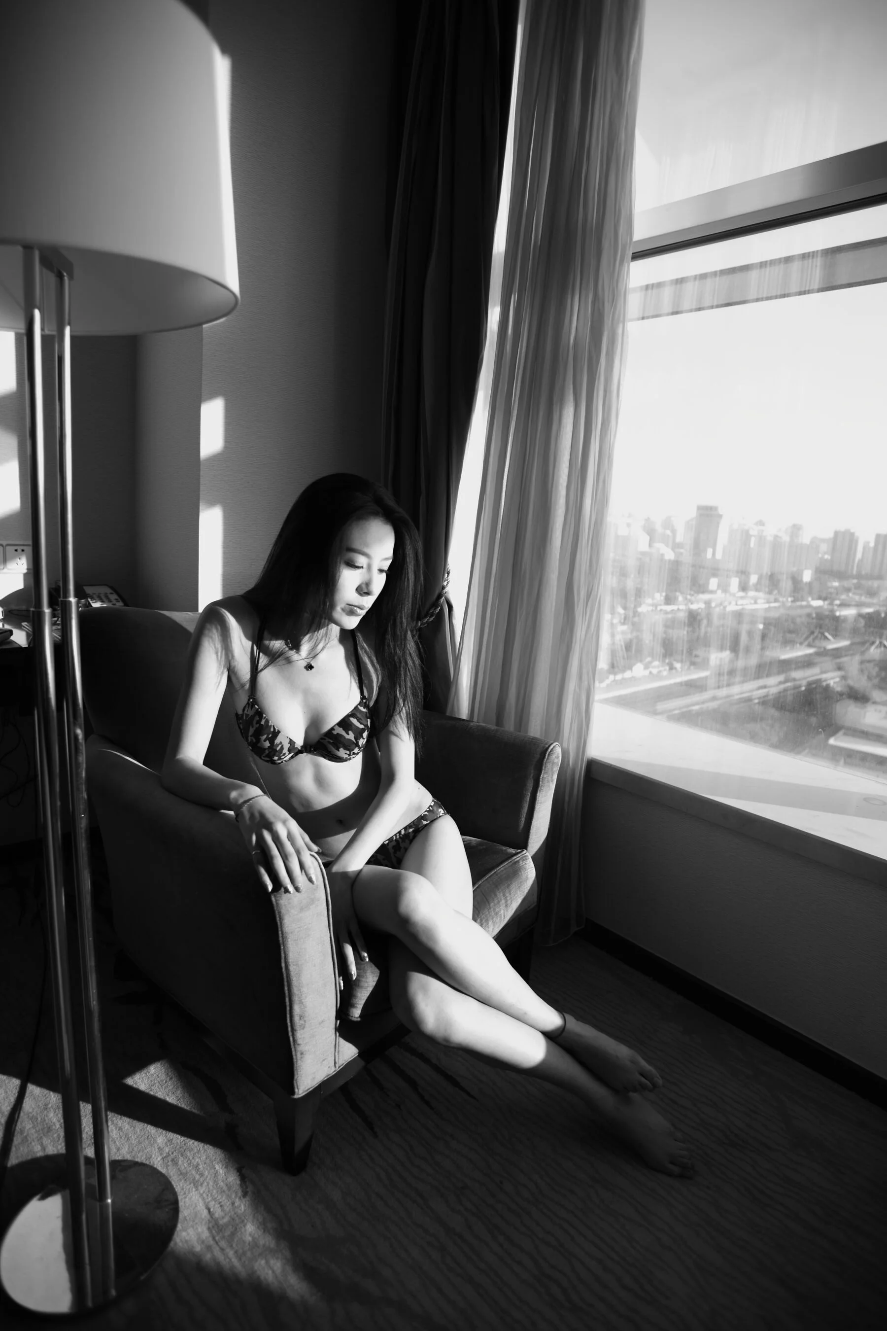 国模小言人体私拍套图 - Photo 73