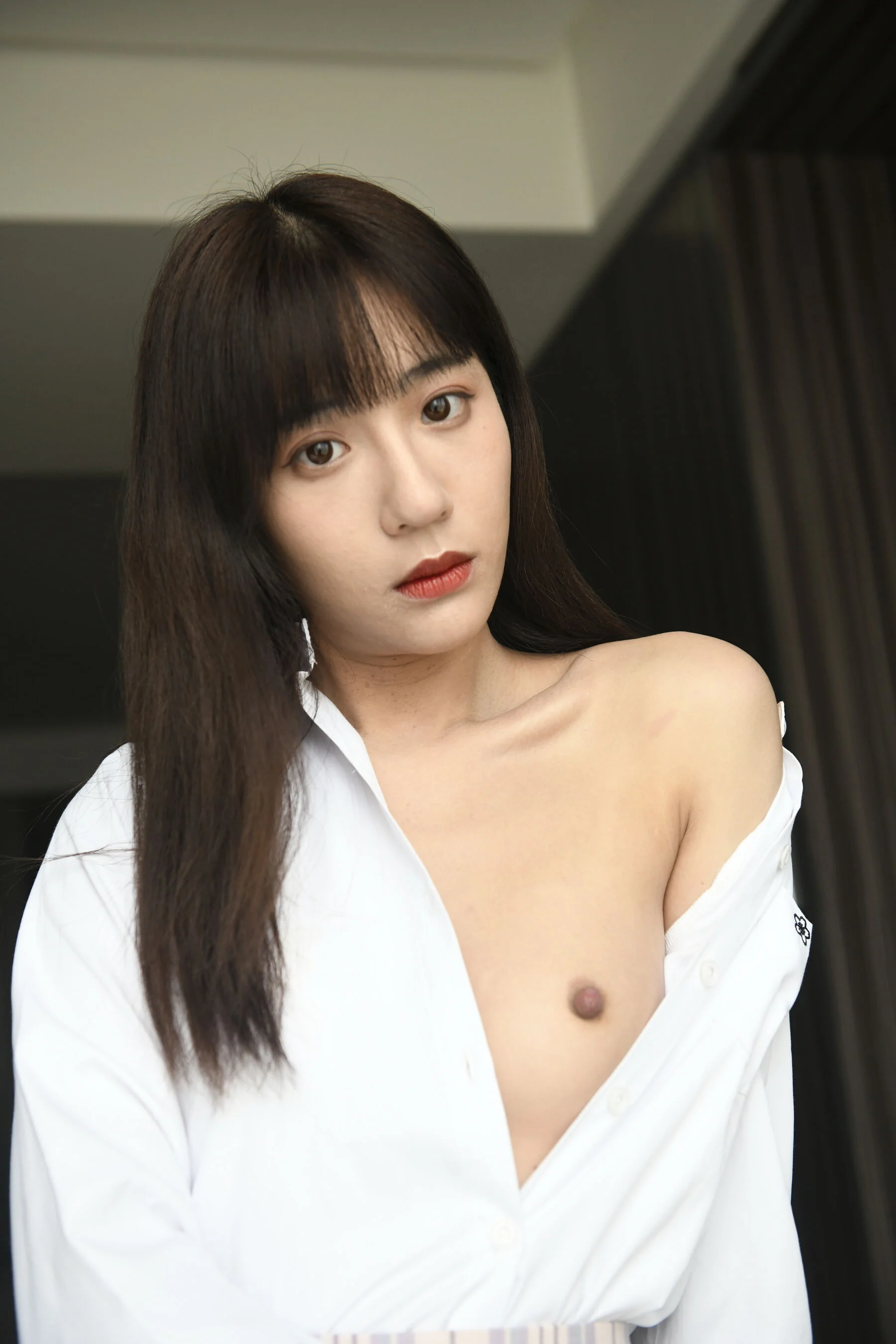 国模怜月大尺度人体私拍套图 - Photo 68