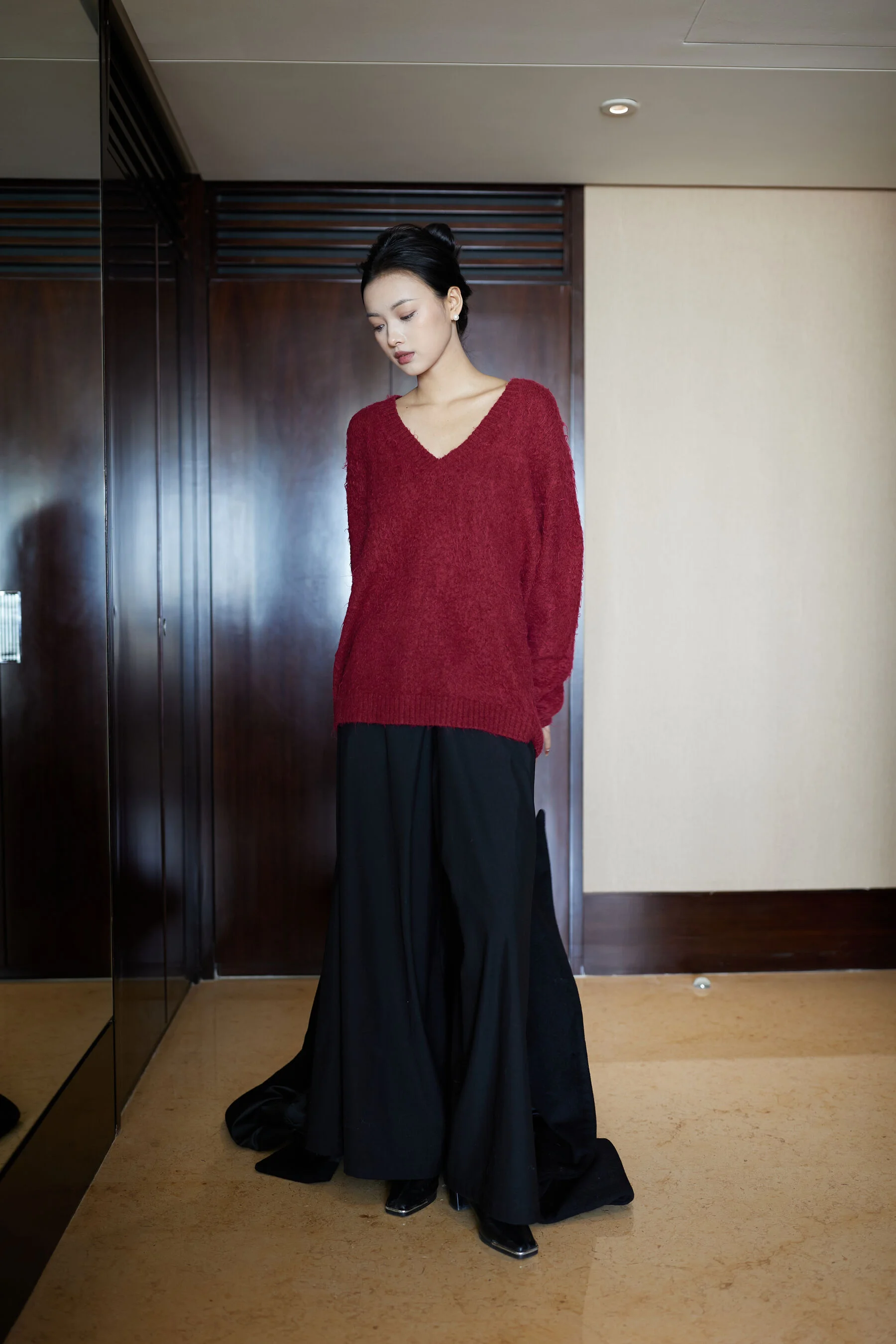 国模妮妮人体私拍套图 - Photo 33