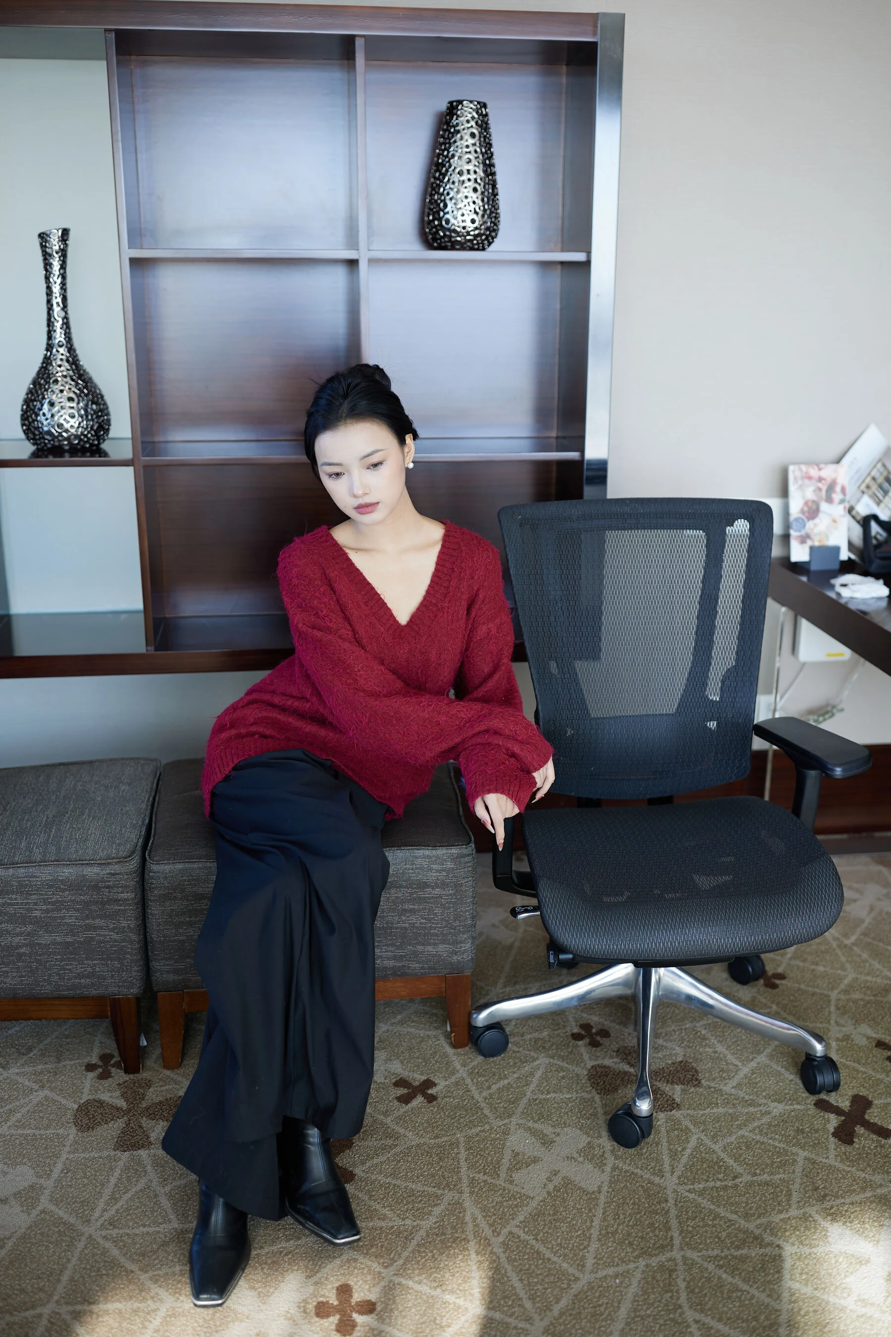 国模妮妮人体私拍套图 - Photo 34