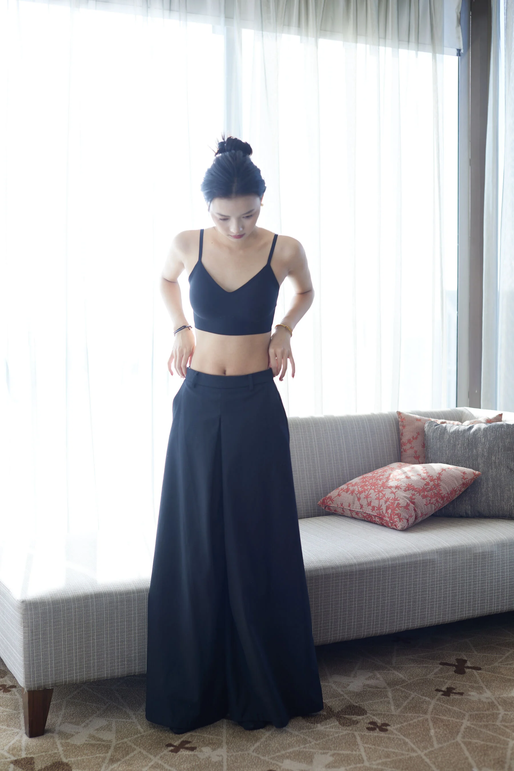 国模妮妮人体私拍套图 - Photo 109