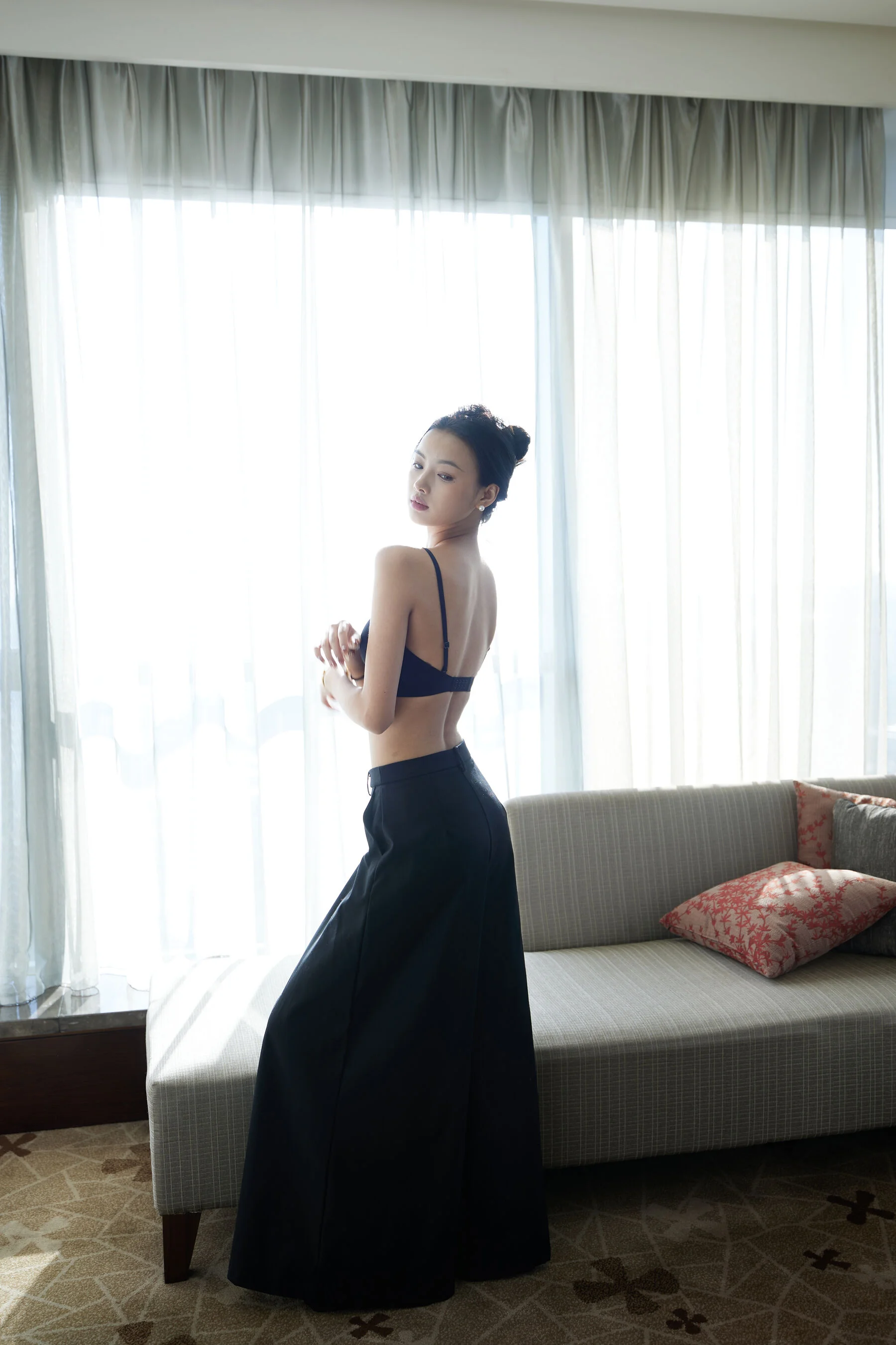 国模妮妮人体私拍套图 - Photo 126