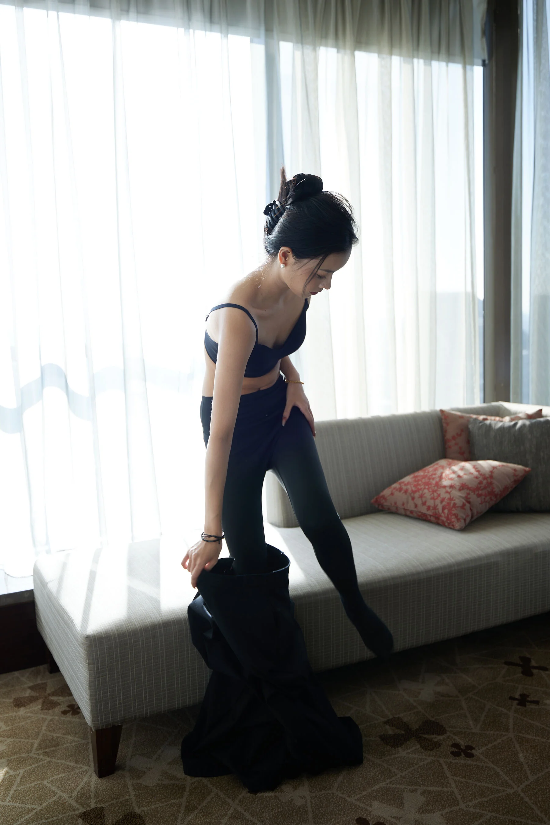 国模妮妮人体私拍套图 - Photo 141