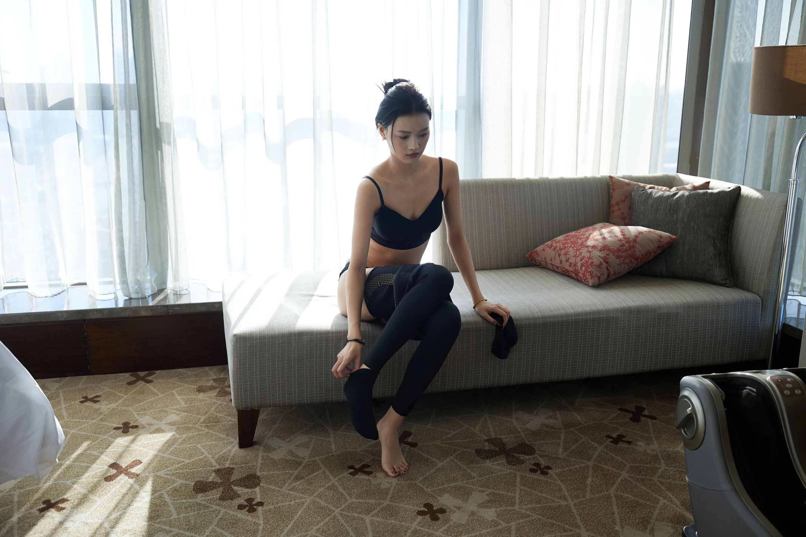 国模妮妮人体私拍套图 - Photo 145