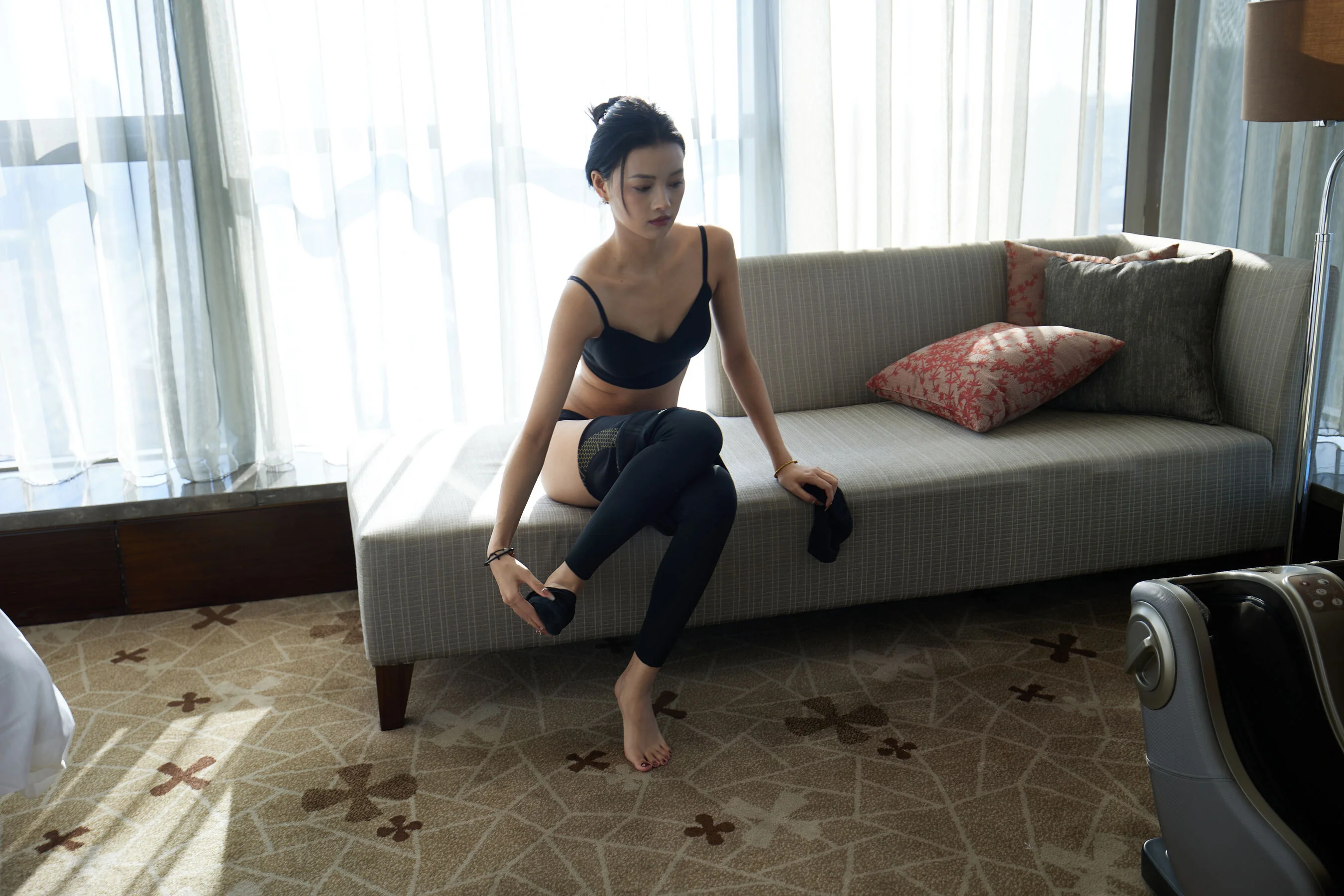 国模妮妮人体私拍套图 - Photo 146