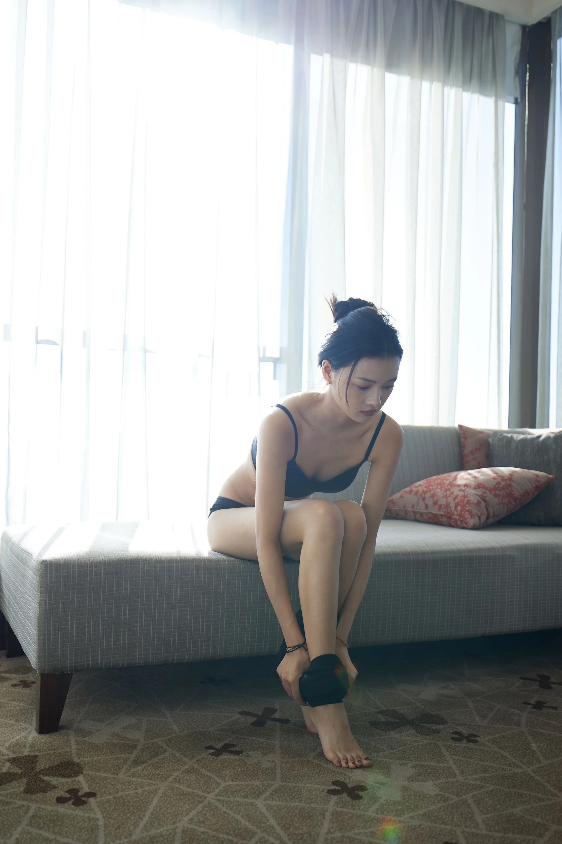 国模妮妮人体私拍套图 - Photo 155