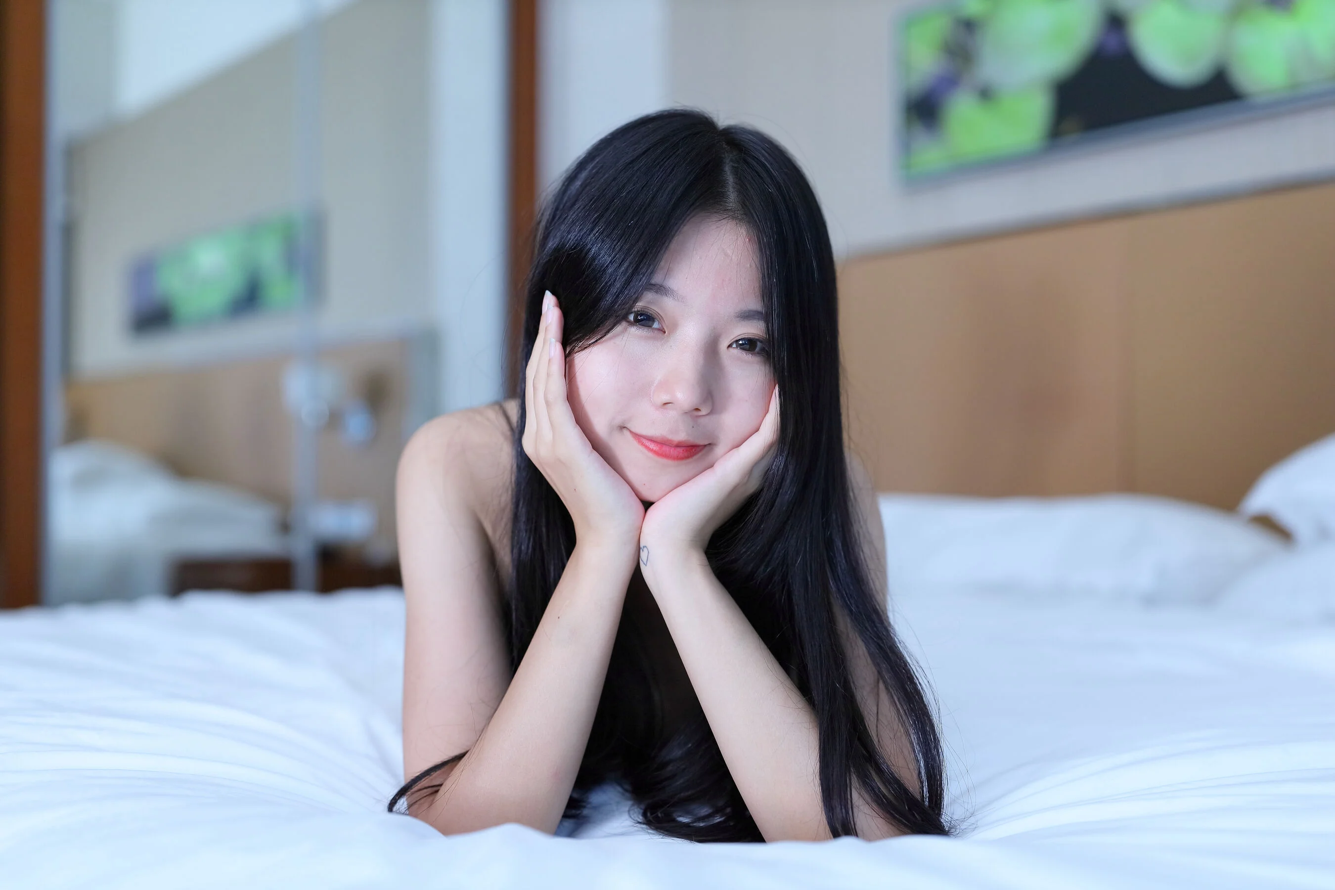 国模甜甜人体私拍套图 - Photo 94