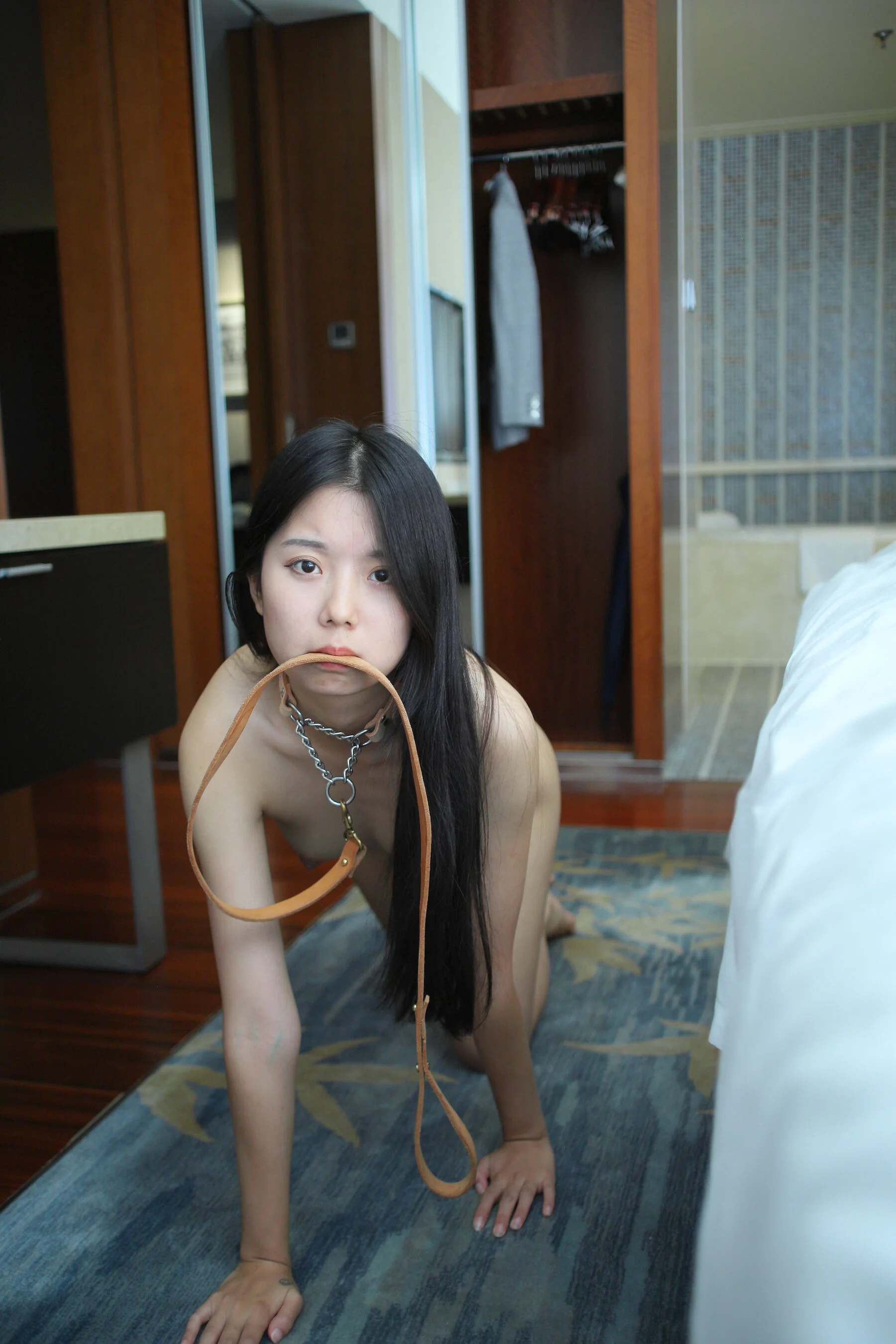 国模甜甜人体私拍套图 - Photo 237